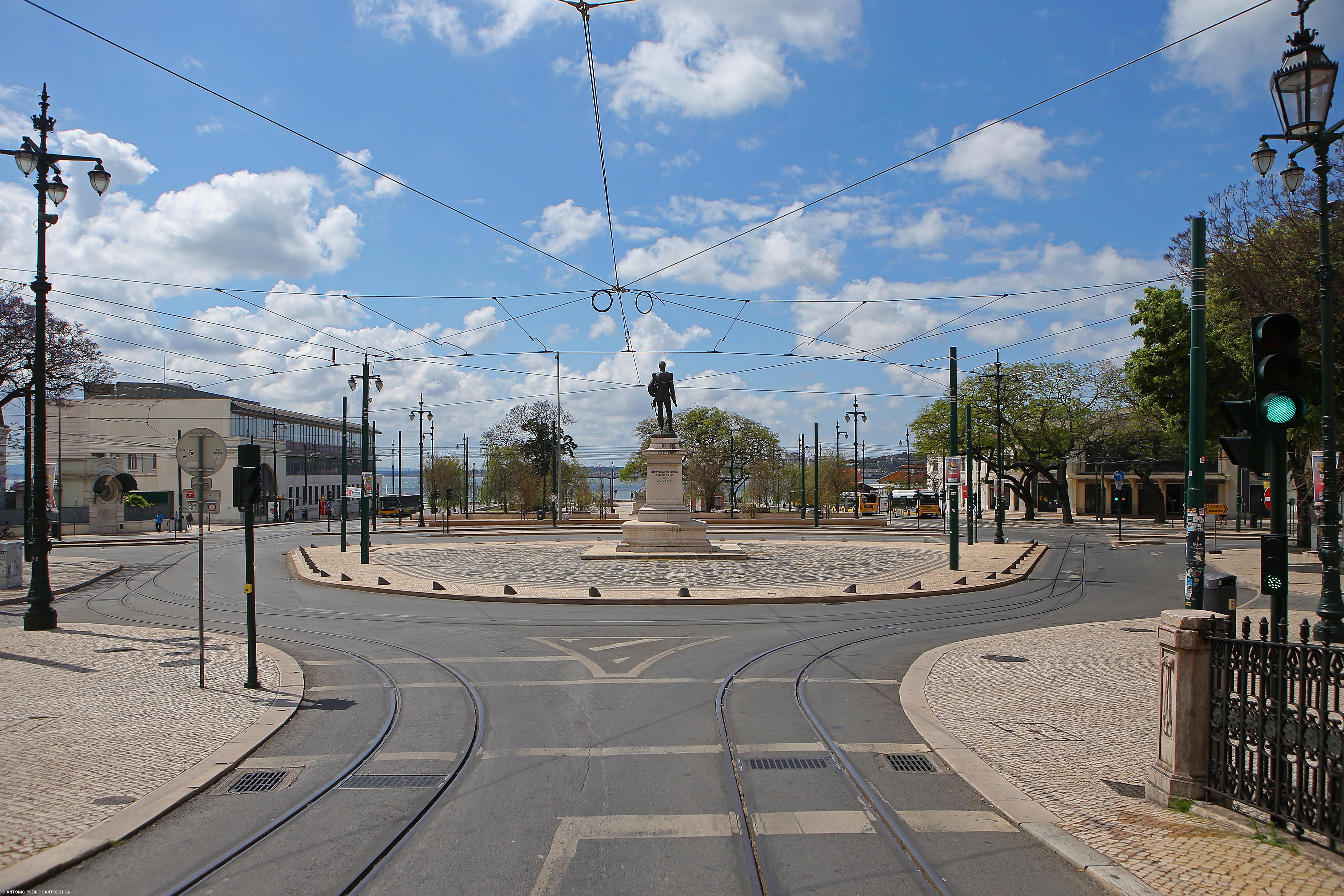 Novo estado de emergência iniciado hoje com maiores restrições para 113 concelhos – Imagem 1