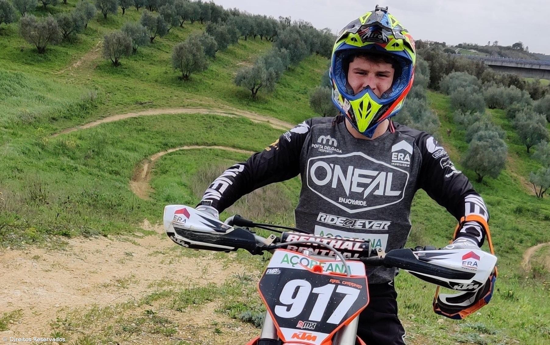 Ser campeão dos Açores de motocrosse em MX2 e Elite – Imagem 1