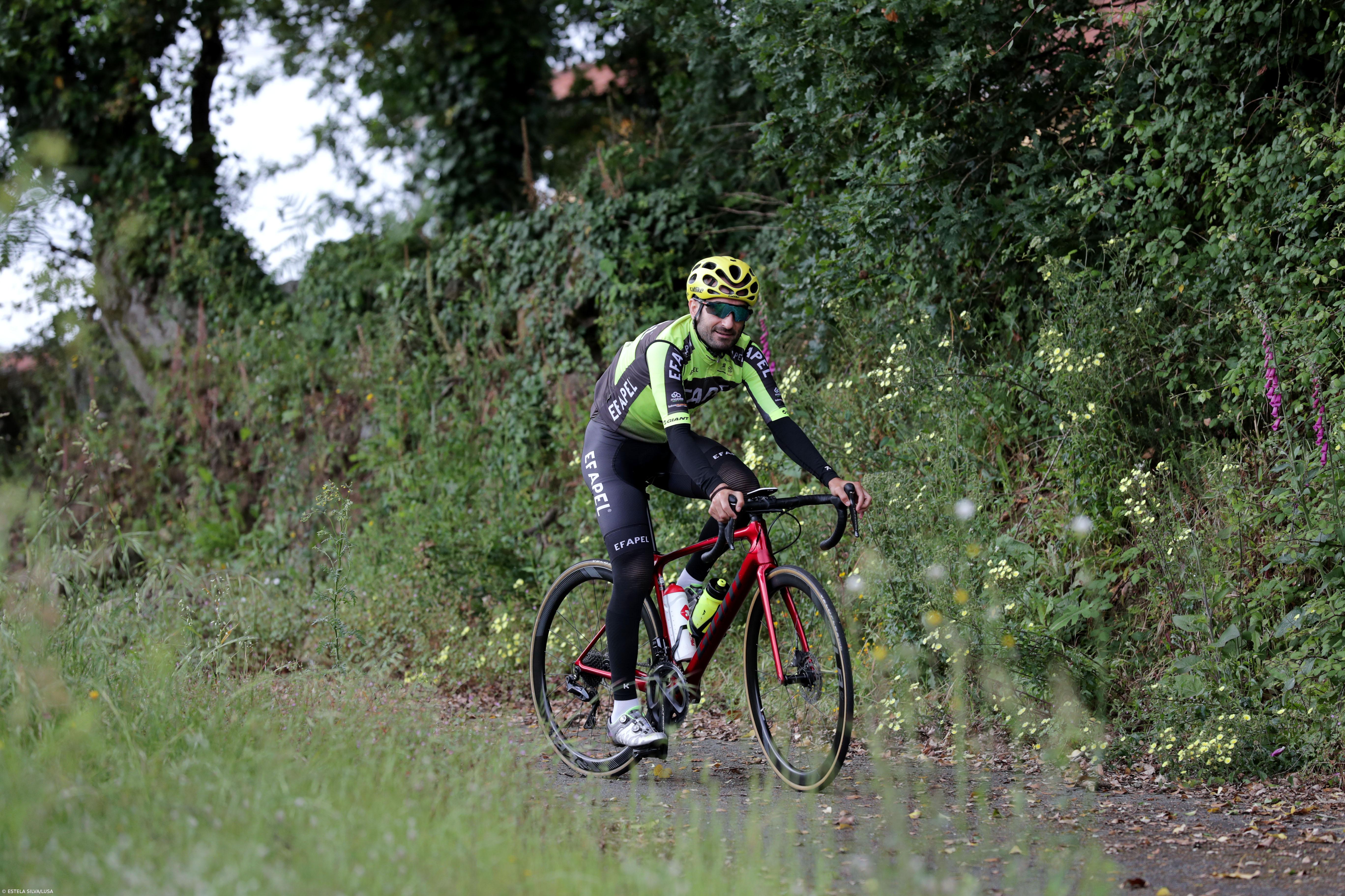 Tiago Machado continua a pedalar em segurança à espera da Volta a Portugal  – Imagem 1