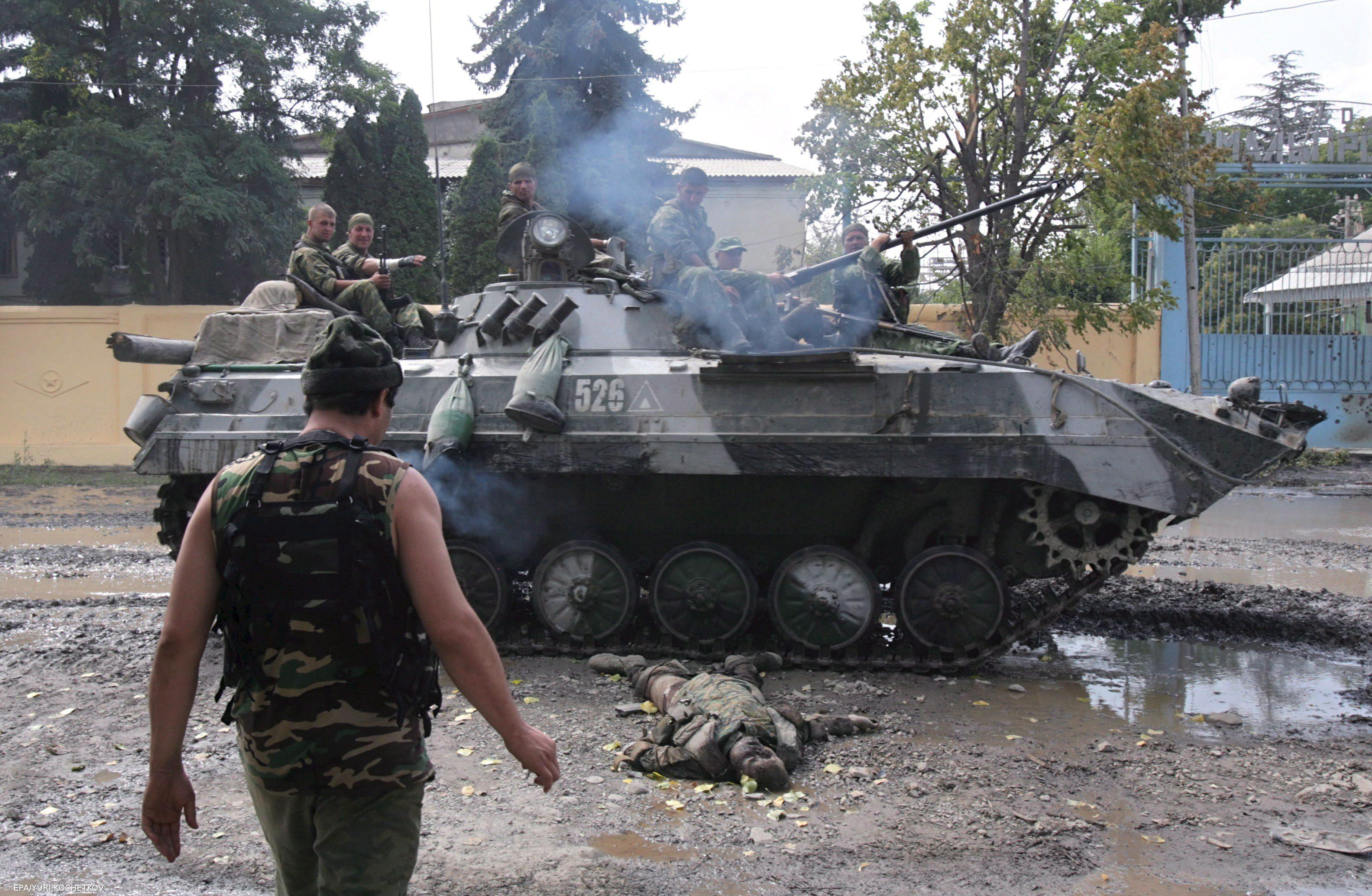 Forças russas "mudaram de ideias" e não abandonam Gori  – Imagem 1