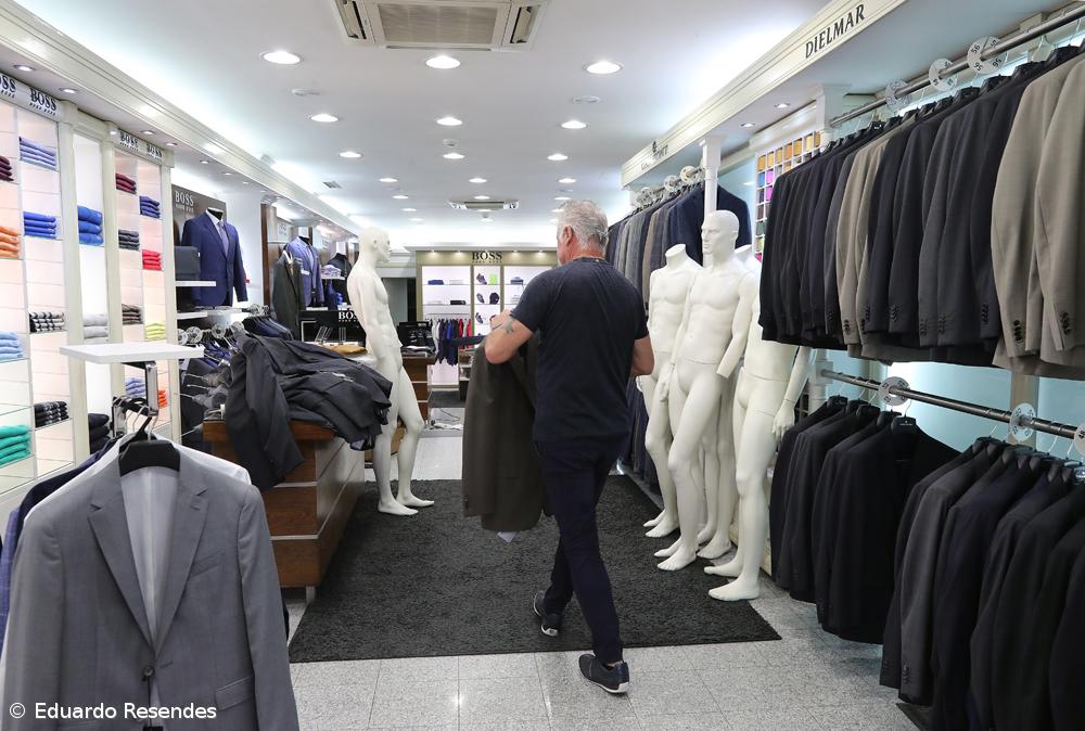 Indústria e comércio de São Miguel reabrem sexta-feira, administração regional na segunda-feira – Imagem 8