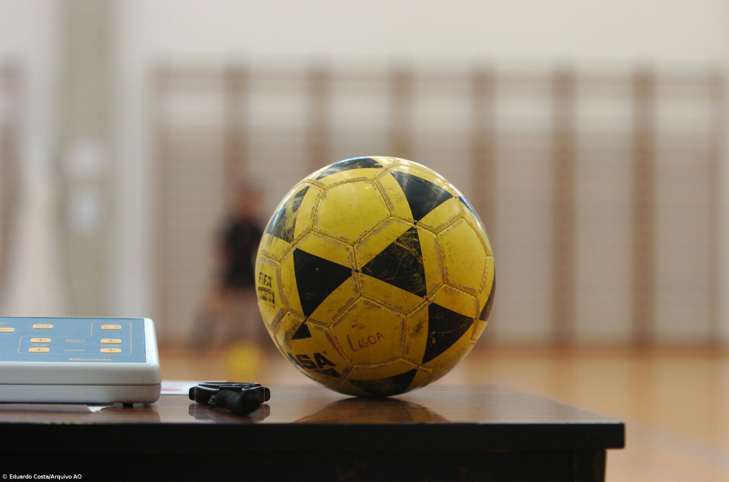 Sporting vence Benfica e fica a um triunfo do título de futsal – Imagem 1