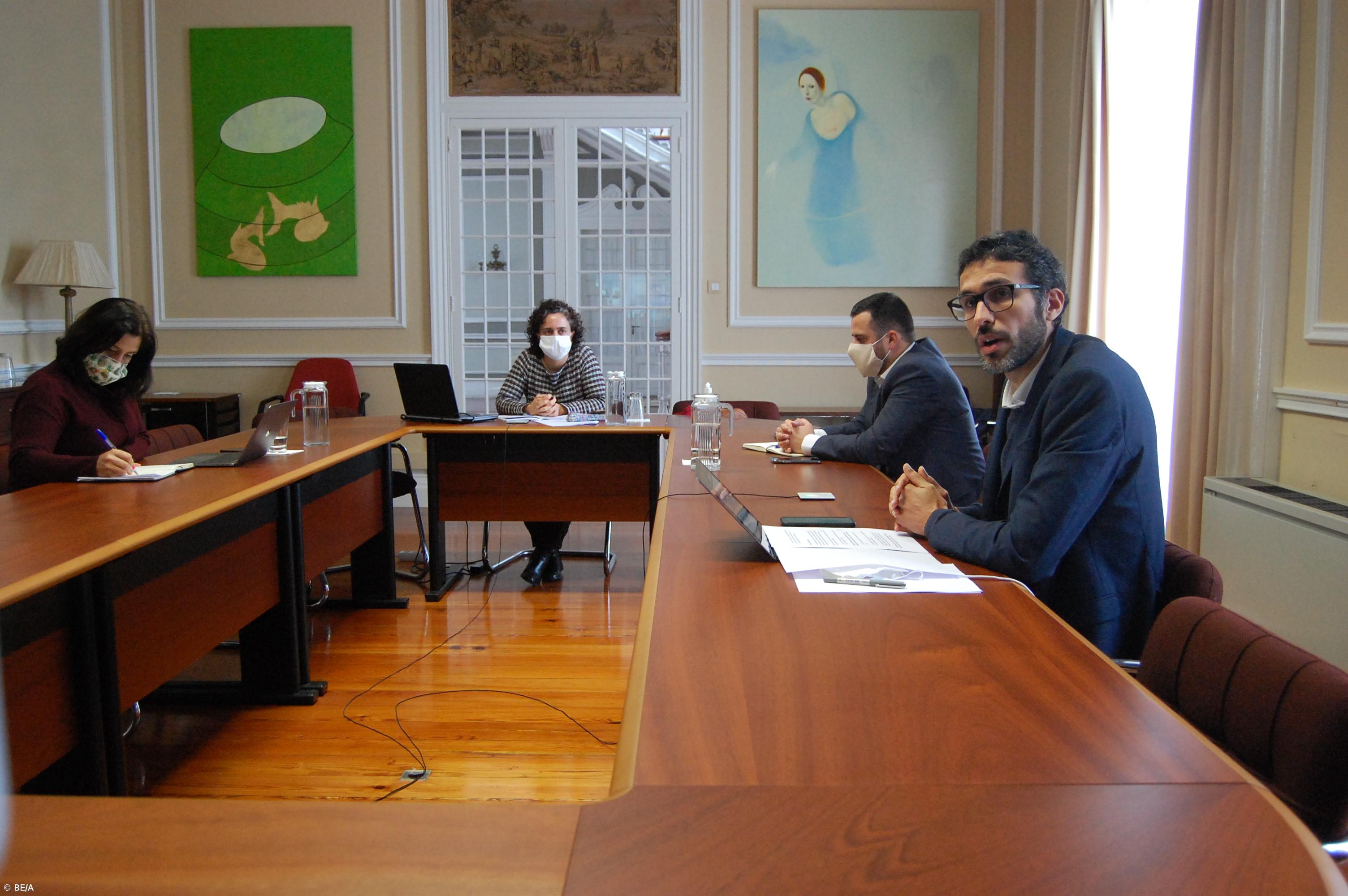 "Próximo ano letivo tem de prever todos os cenários" – Imagem 1