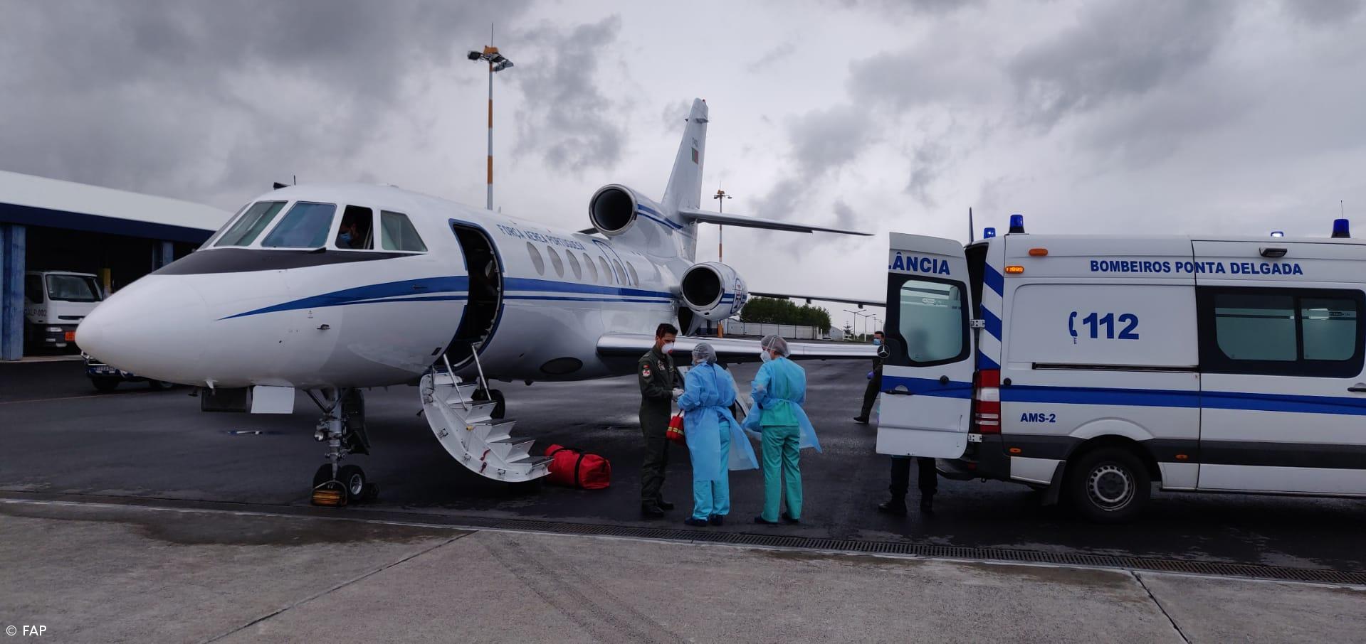 Força Aérea realiza transporte urgente de duas crianças dos Açores para o Continente – Imagem 2