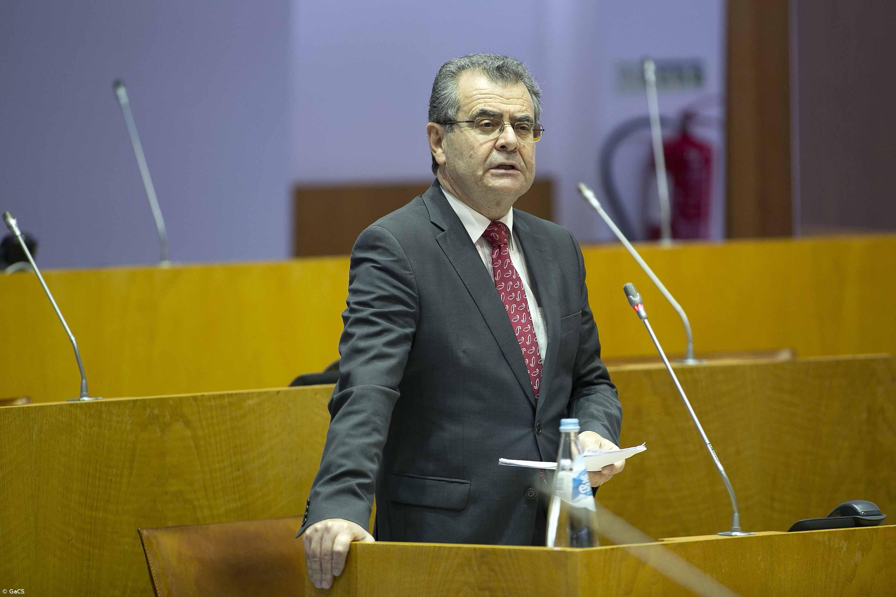 Governo dos Açores “satisfeito” com resultados de exames de acesso à universidade – Imagem 1