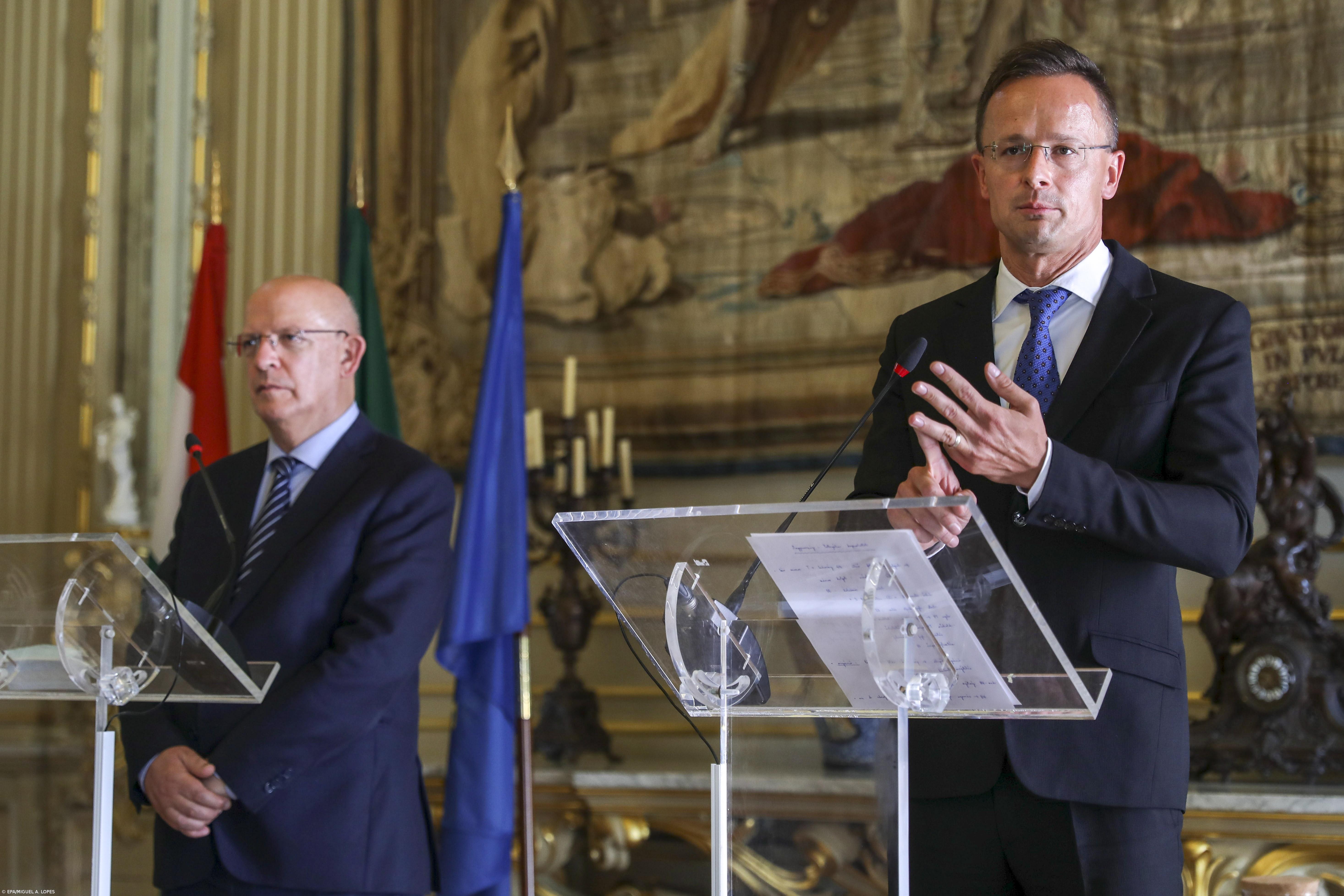 Santos Silva defende diálogo “franco, leal e honesto” com Hungria – Imagem 1