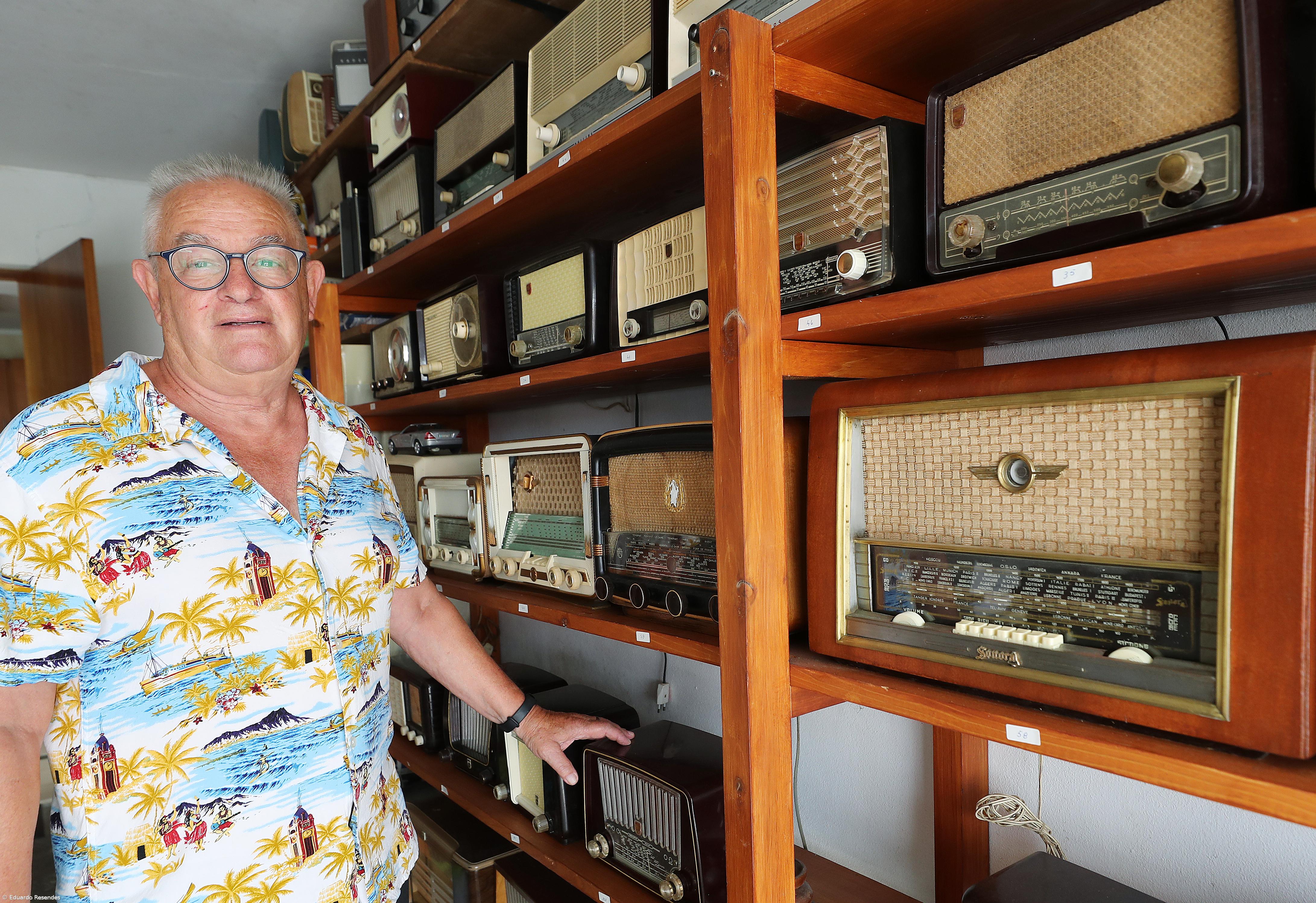 Colecionador de rádios antigos sonha com exposição – Imagem 7