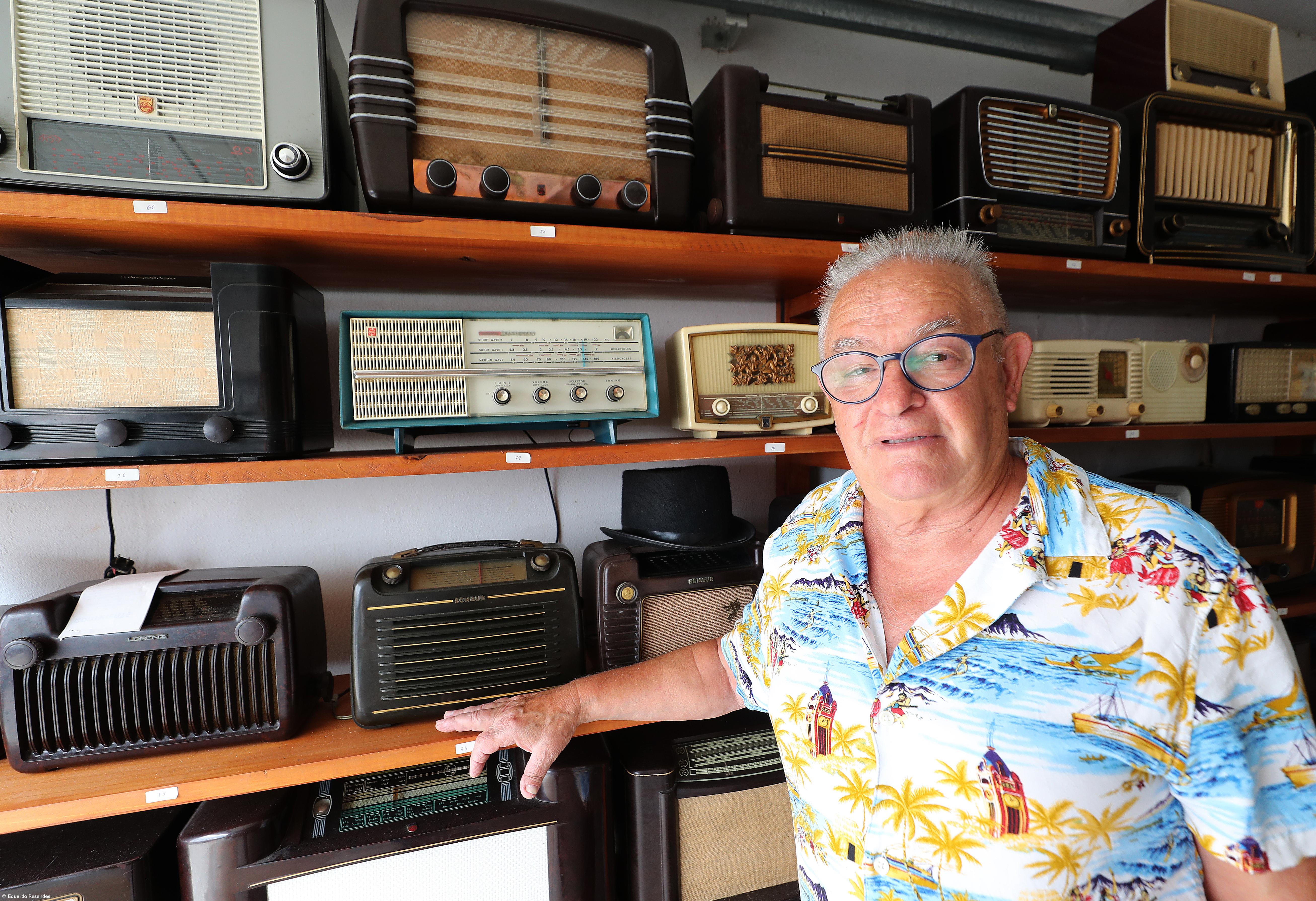 Colecionador de rádios antigos sonha com exposição – Imagem 2