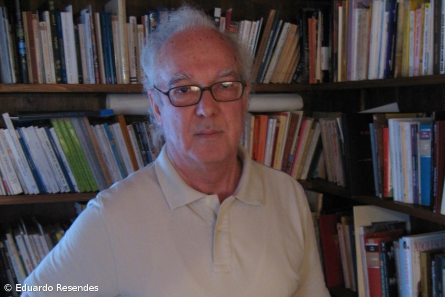 Daniel de Sá com obra traduzida em inglês – Imagem 1