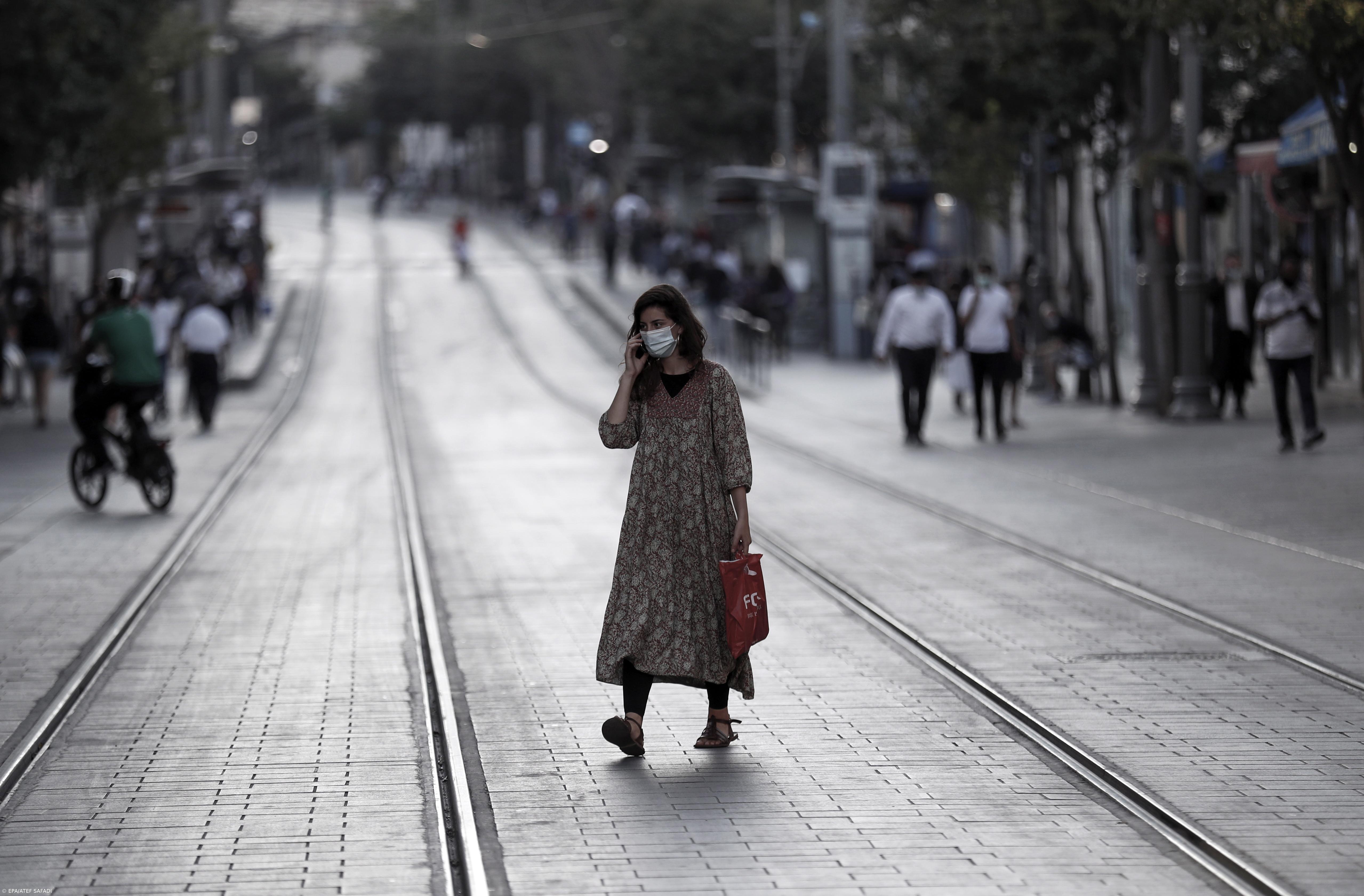 Covid-19: Israel decreta confinamento total para travar segunda onda – Imagem 1