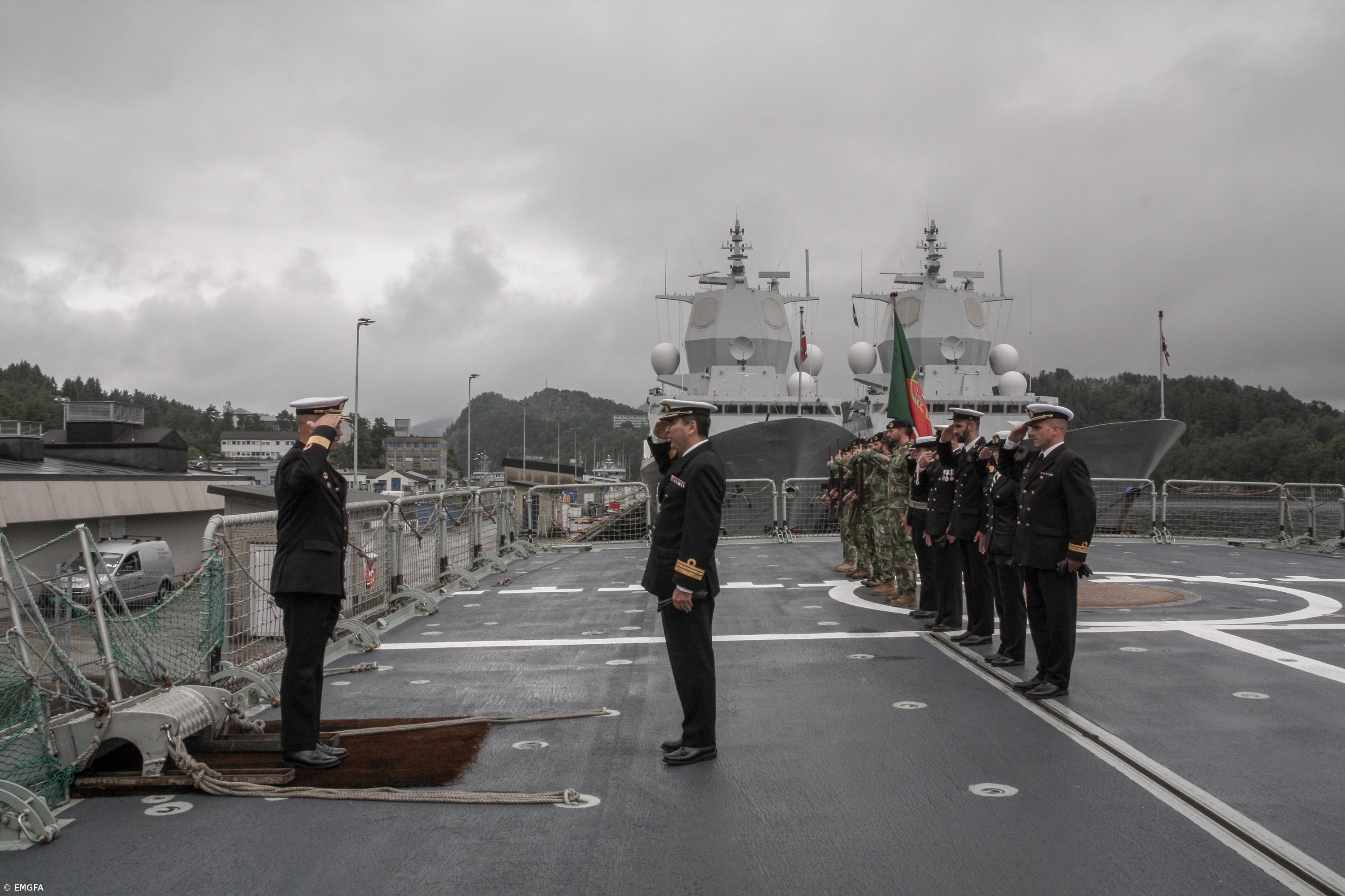 Comodoro português assume comando de grupo marítimo permanente da NATO – Imagem 2