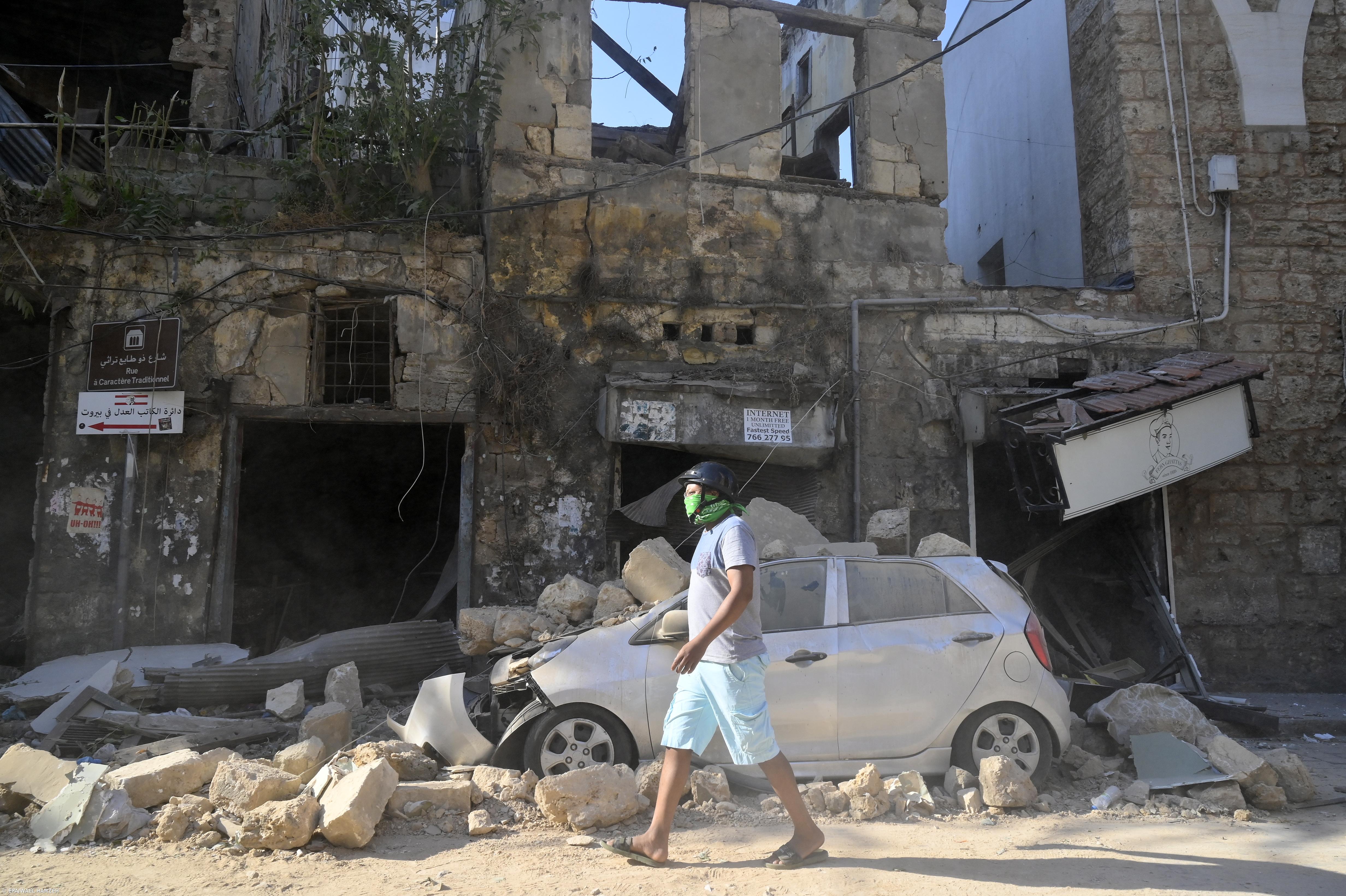 Cidade acorda com cenário de devastação total e pelo menos 100 mortos – Imagem 2