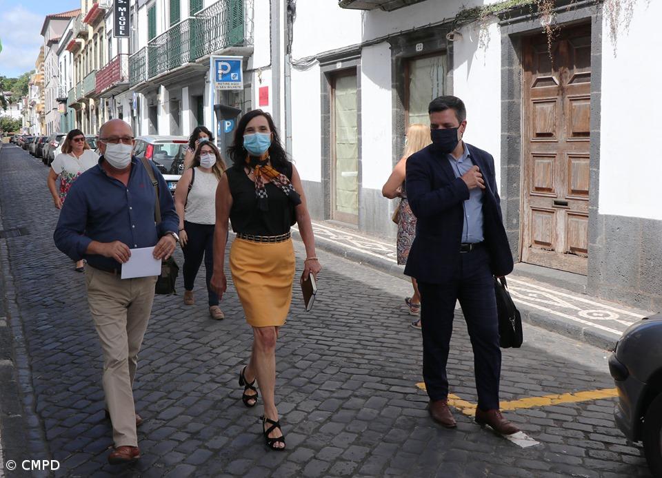 Câmara de Ponta Delgada reforça estacionamento em São Sebastião – Imagem 1
