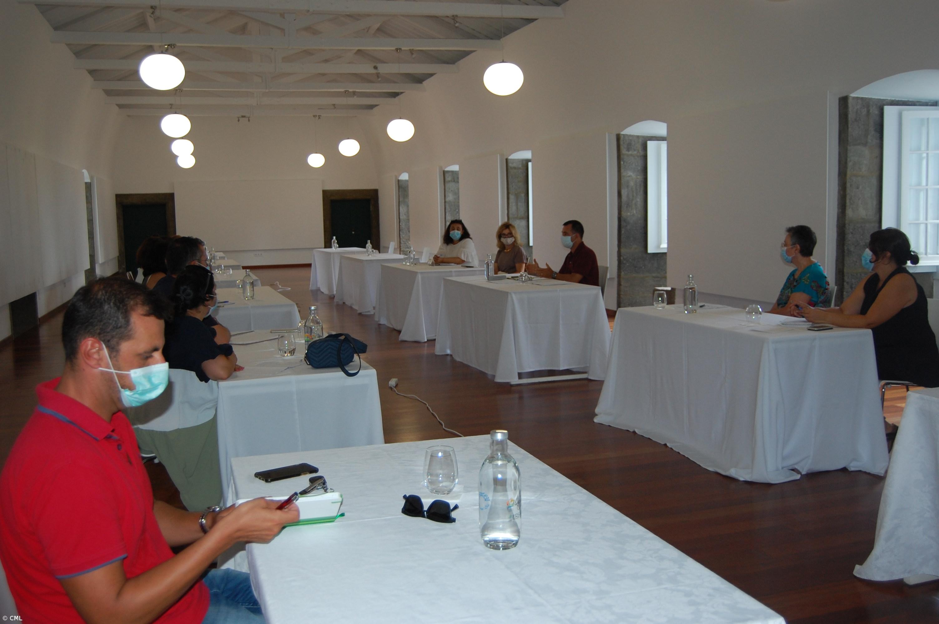 EBI da Lagoa reuniu com os CATL para planear o próximo ano letivo – Imagem 1