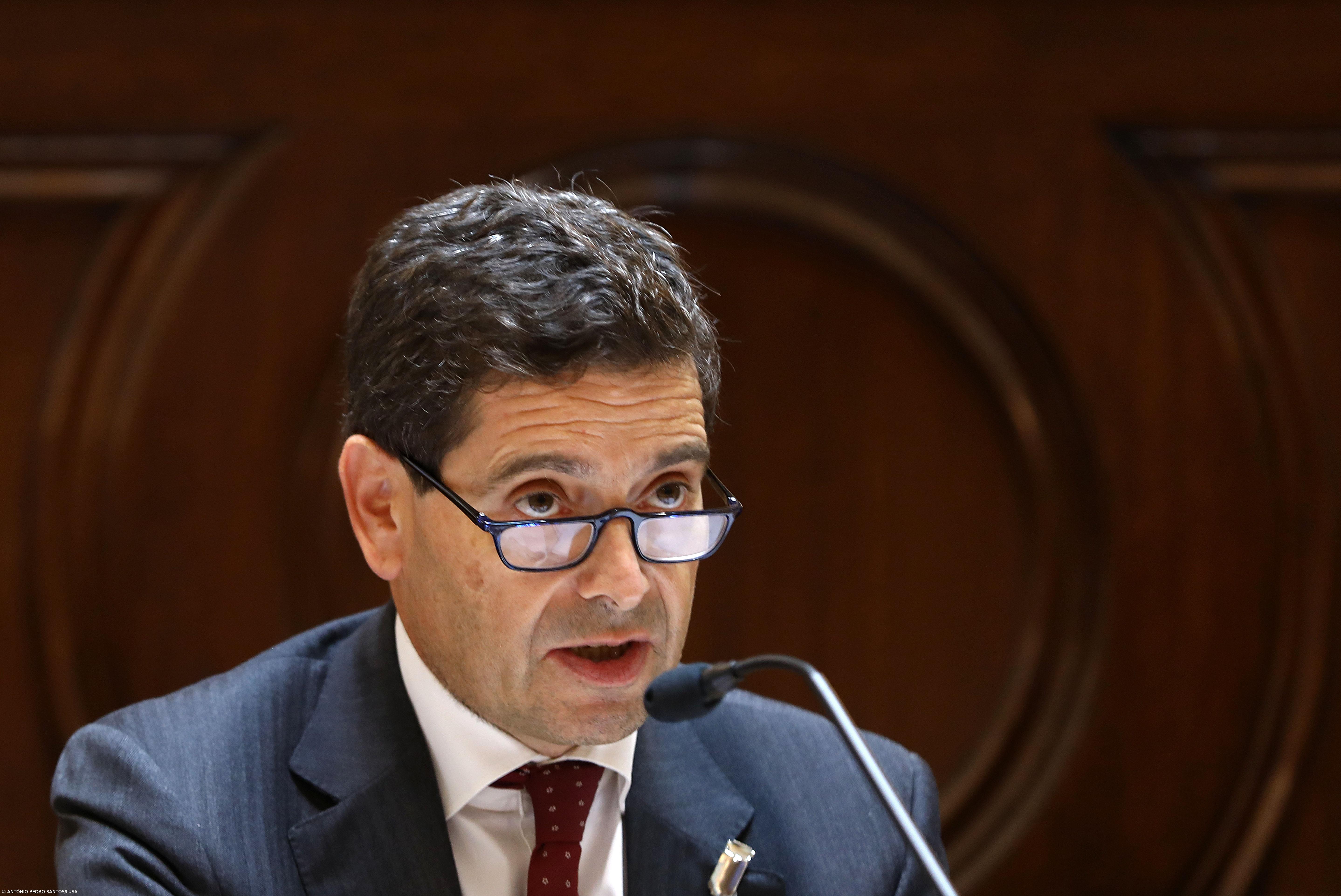 Ramalho diz que carteira de imóveis do BES era “má, velha e ilegal” – Imagem 1