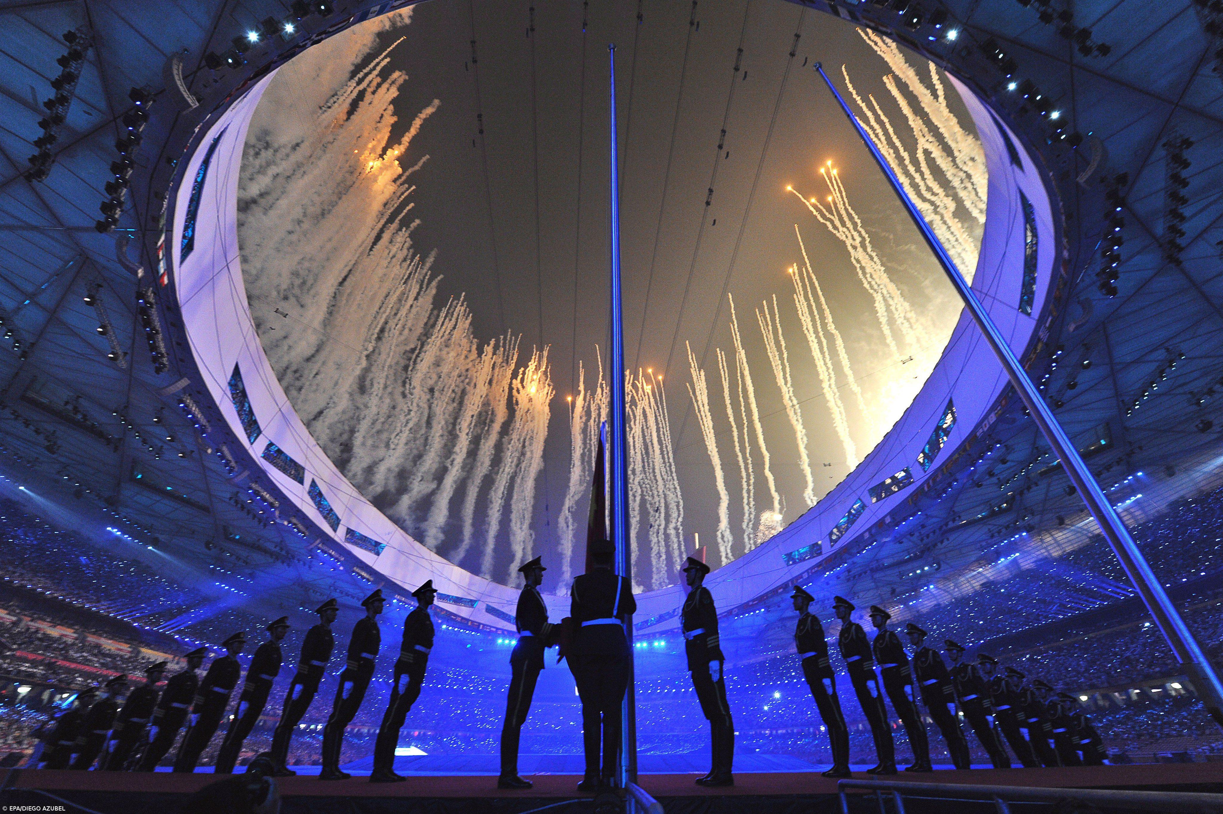 China abre Jogos com "hino" à transcendência e força de vontade – Imagem 1