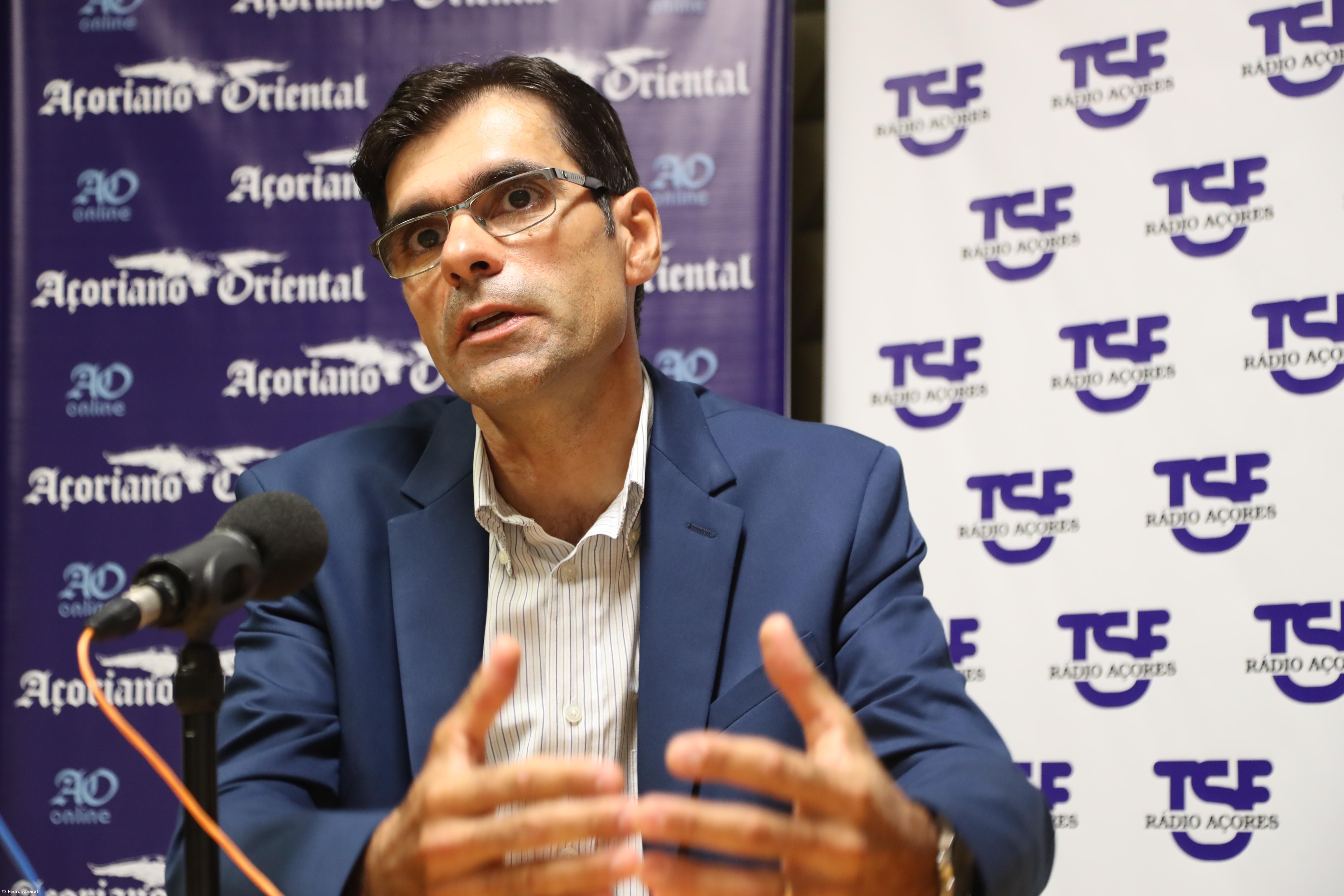 “A abstenção mostra o quanto está desconectada a política atual com os cidadãos” – Imagem 1