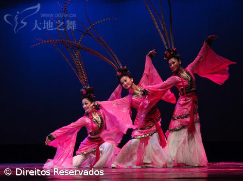 Coliseu Micaelense apresenta ciclo de "Danças do Mundo" – Imagem 1