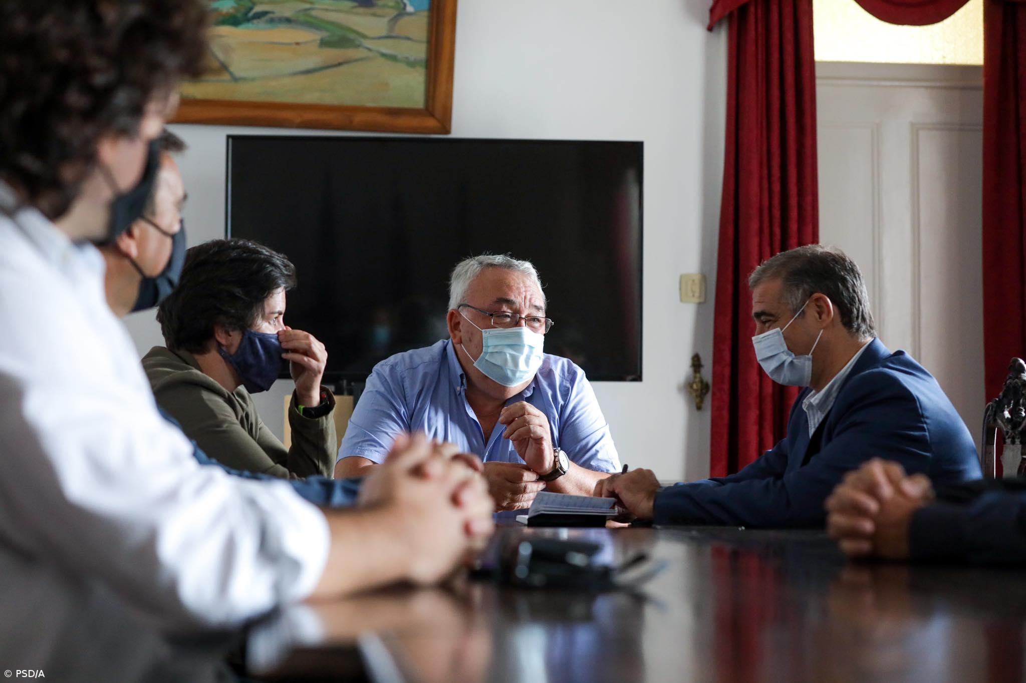 Líder do PSD quer autarquias “tratadas por igual” – Imagem 1