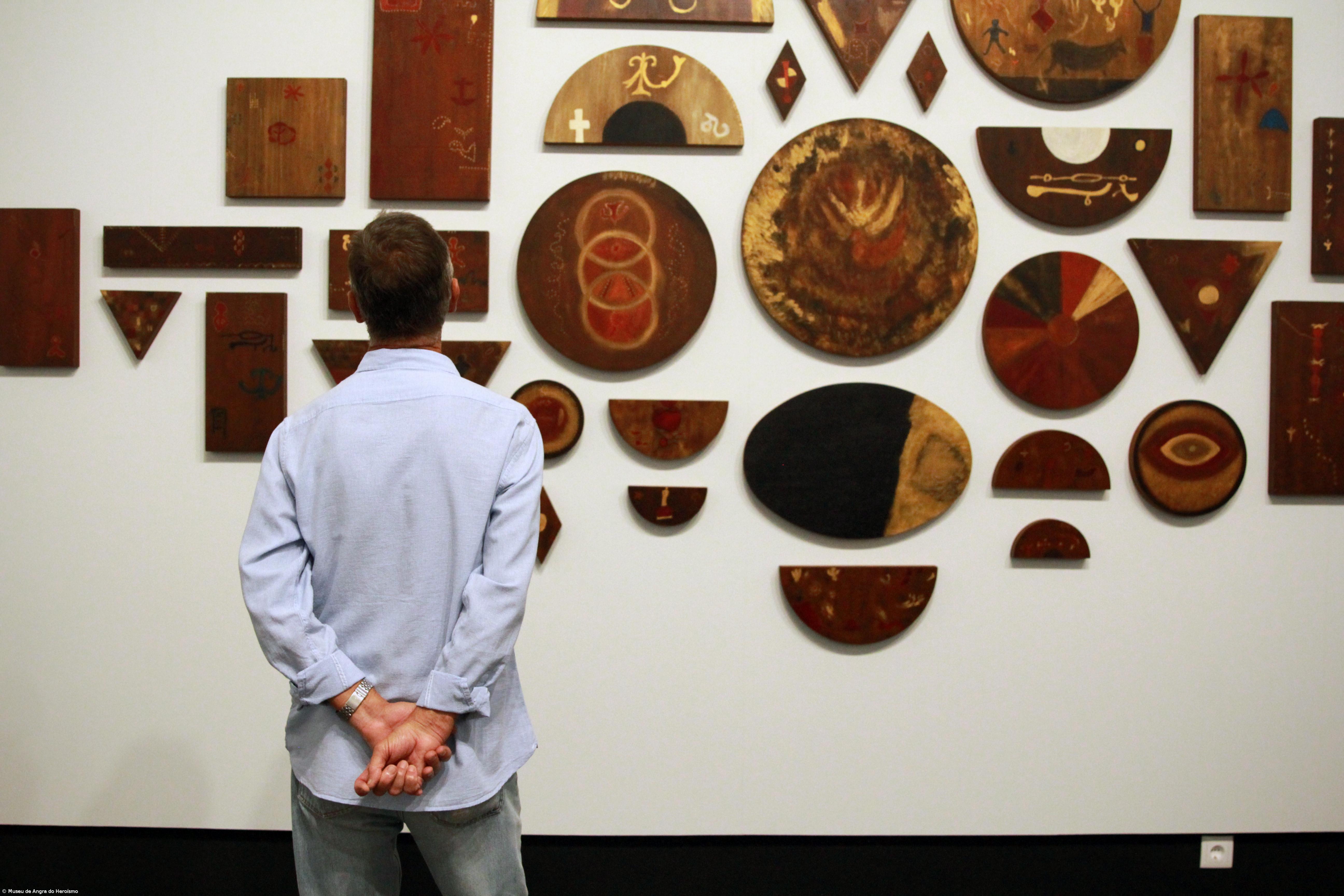 Galerias de arte preparadas para reabrir com "forte oferta cultural" – Imagem 1