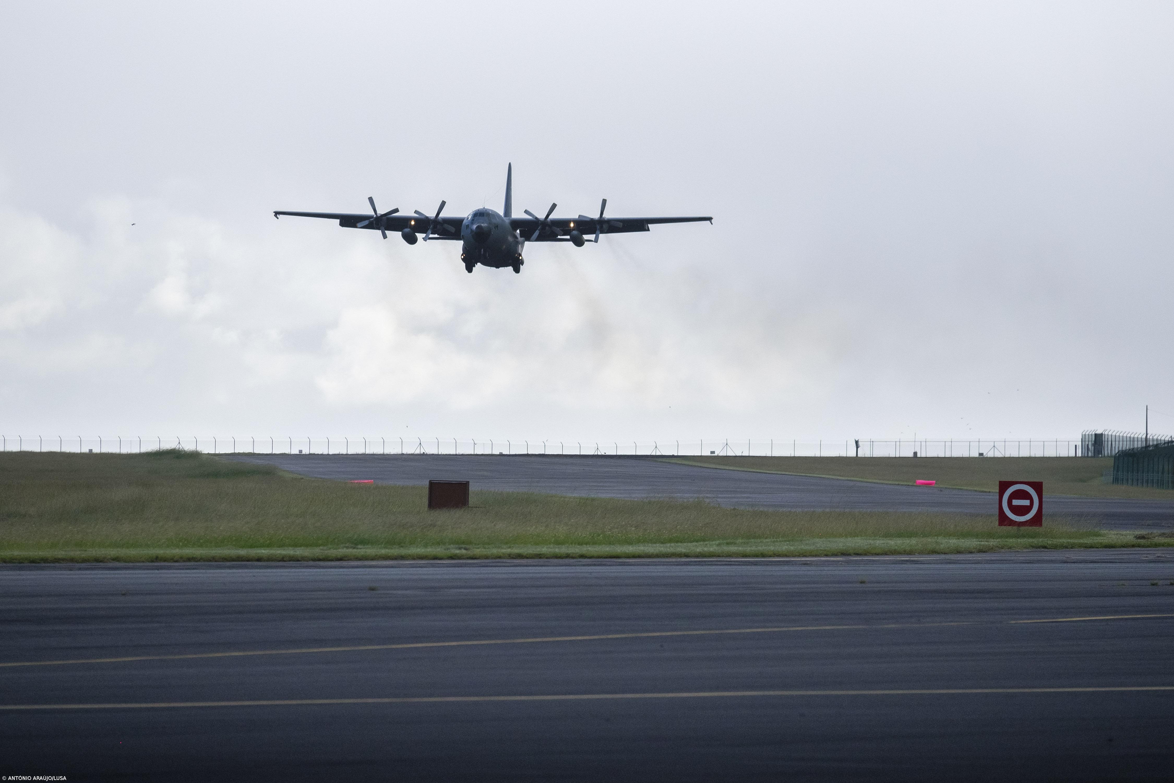 PCP insiste em pagamento de valores cortados a ex-trabalhadores da Base das Lajes – Imagem 1