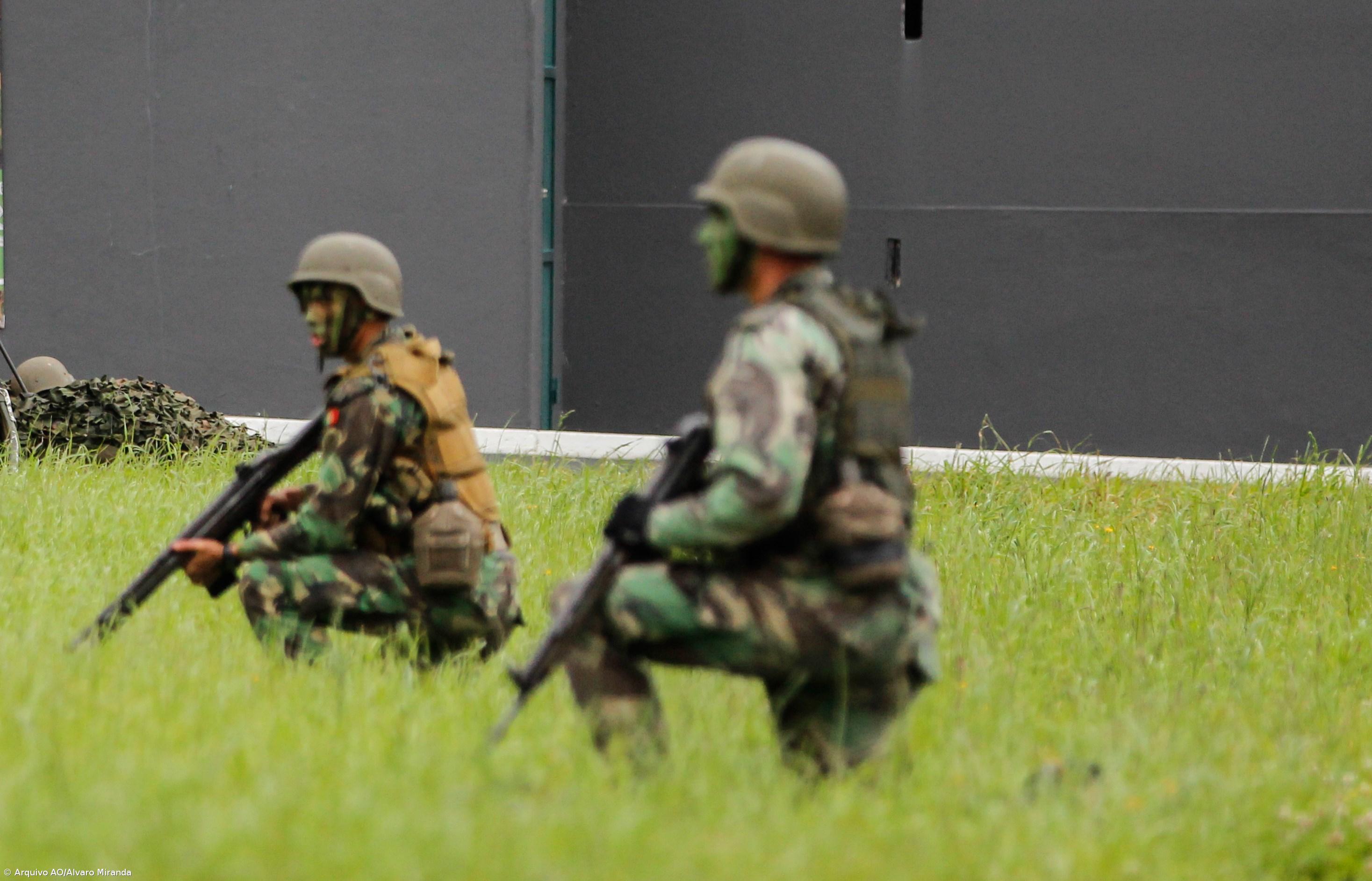 Exército privilegia empresas do continente para obras nos Açores – Imagem 1