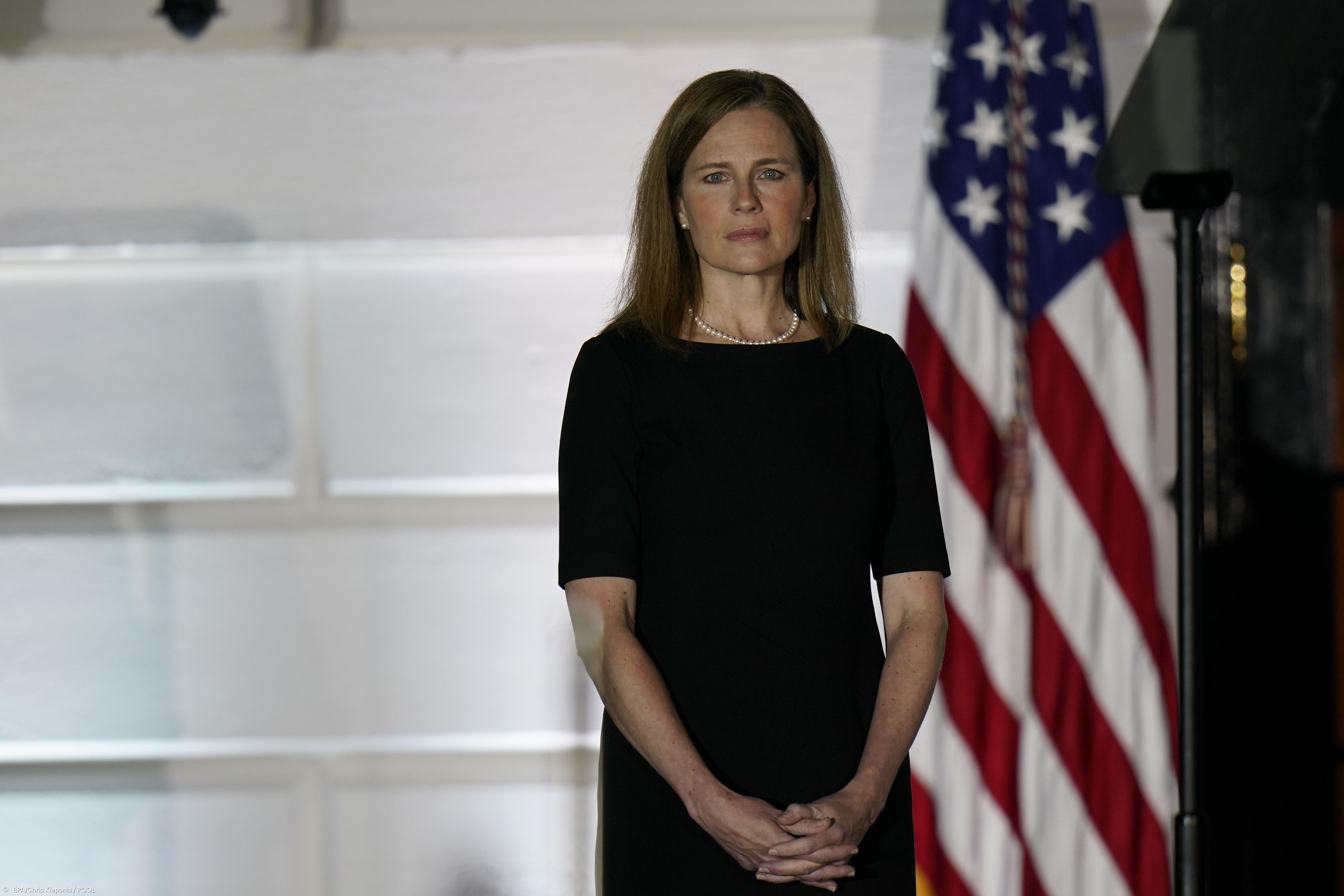 Senado confirma Amy Coney Barrett para o Supremo Tribunal dos EUA – Imagem 1