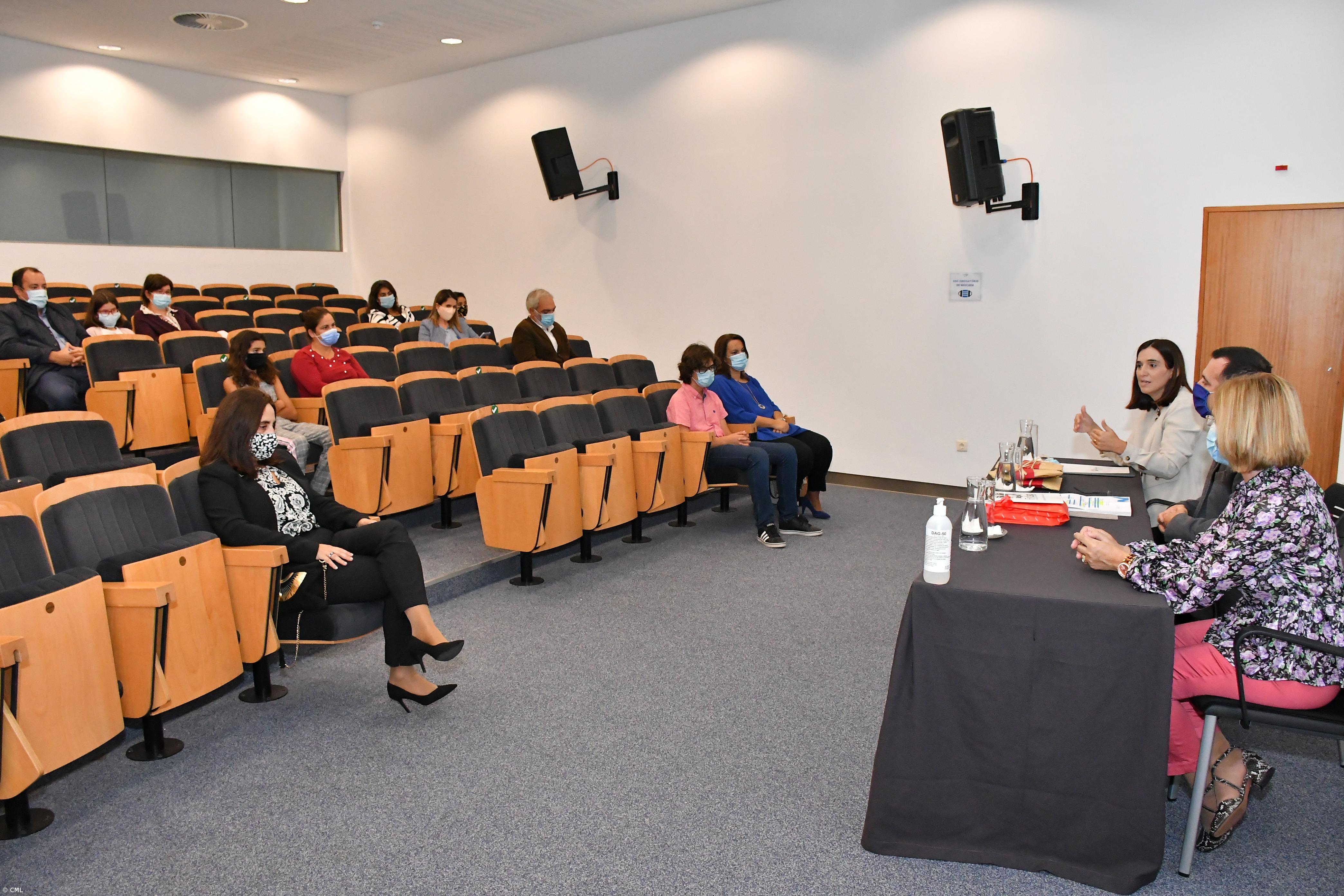 Autarquia de Lagoa entrega diplomas de mérito escolar – Imagem 1