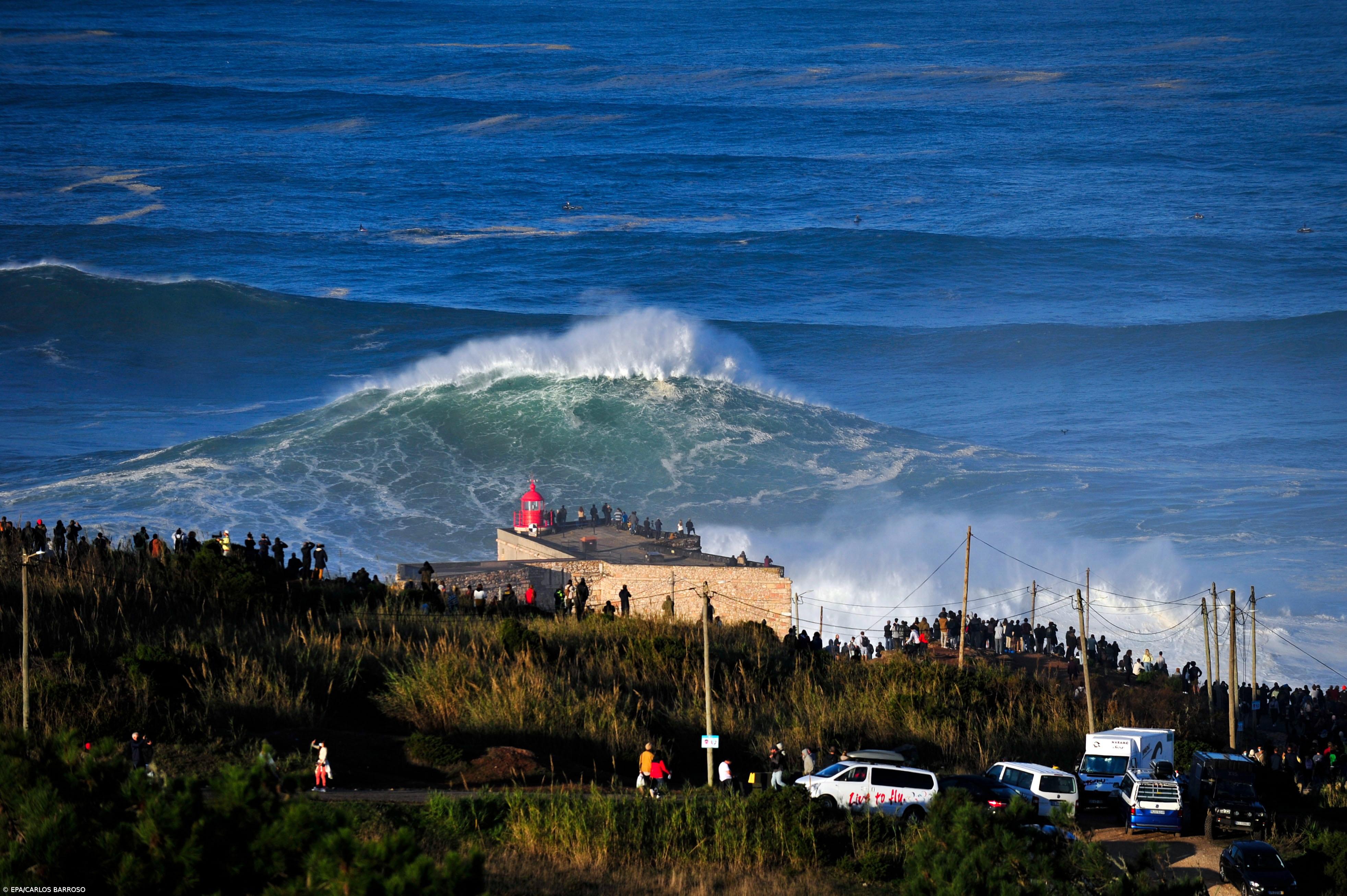 Surf volta a ser permitido na praia do Norte na Nazaré – Imagem 1