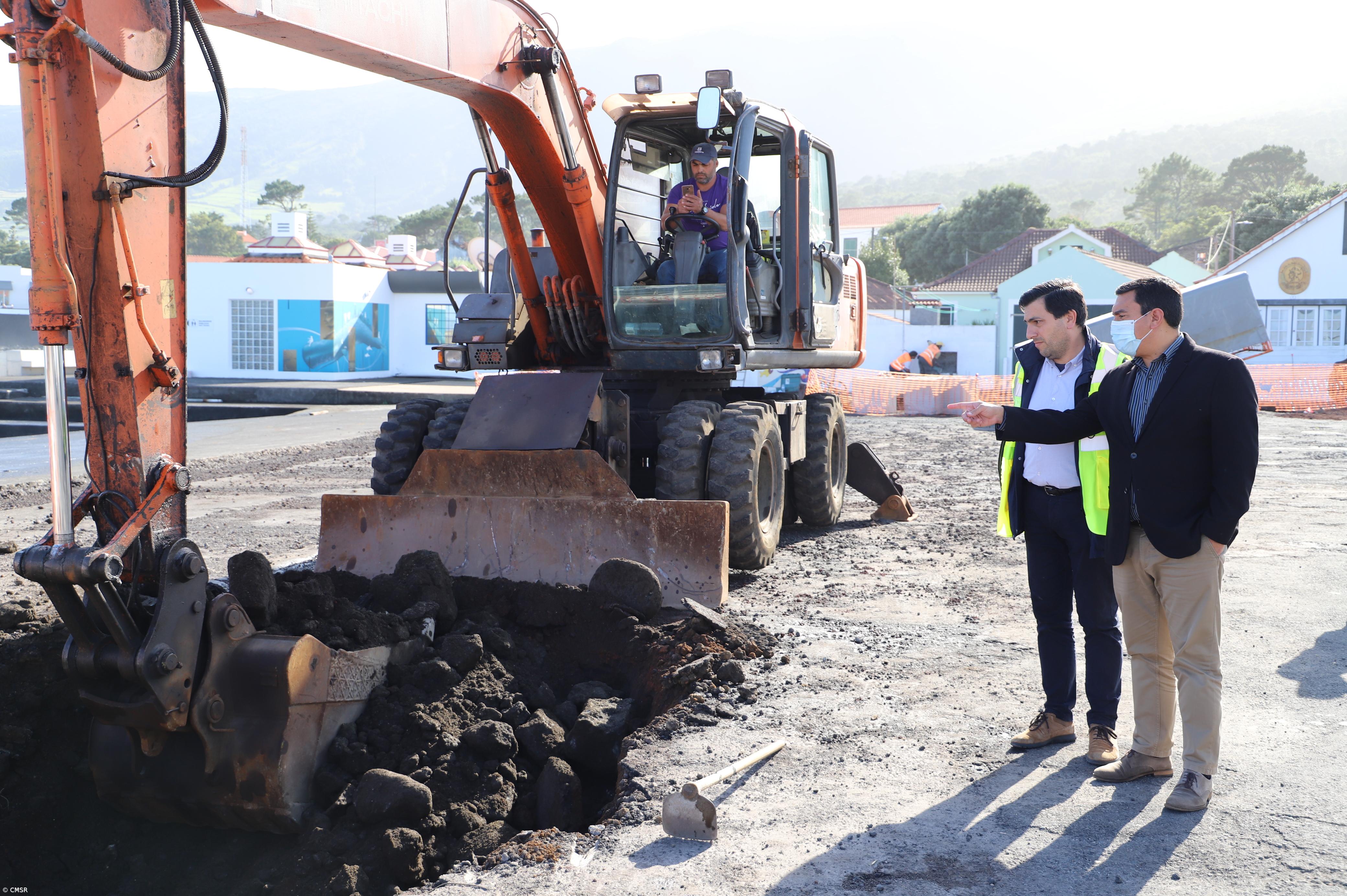 Mark Silveira visita obra de requalificação da Praceta dos Baleeiros – Imagem 1