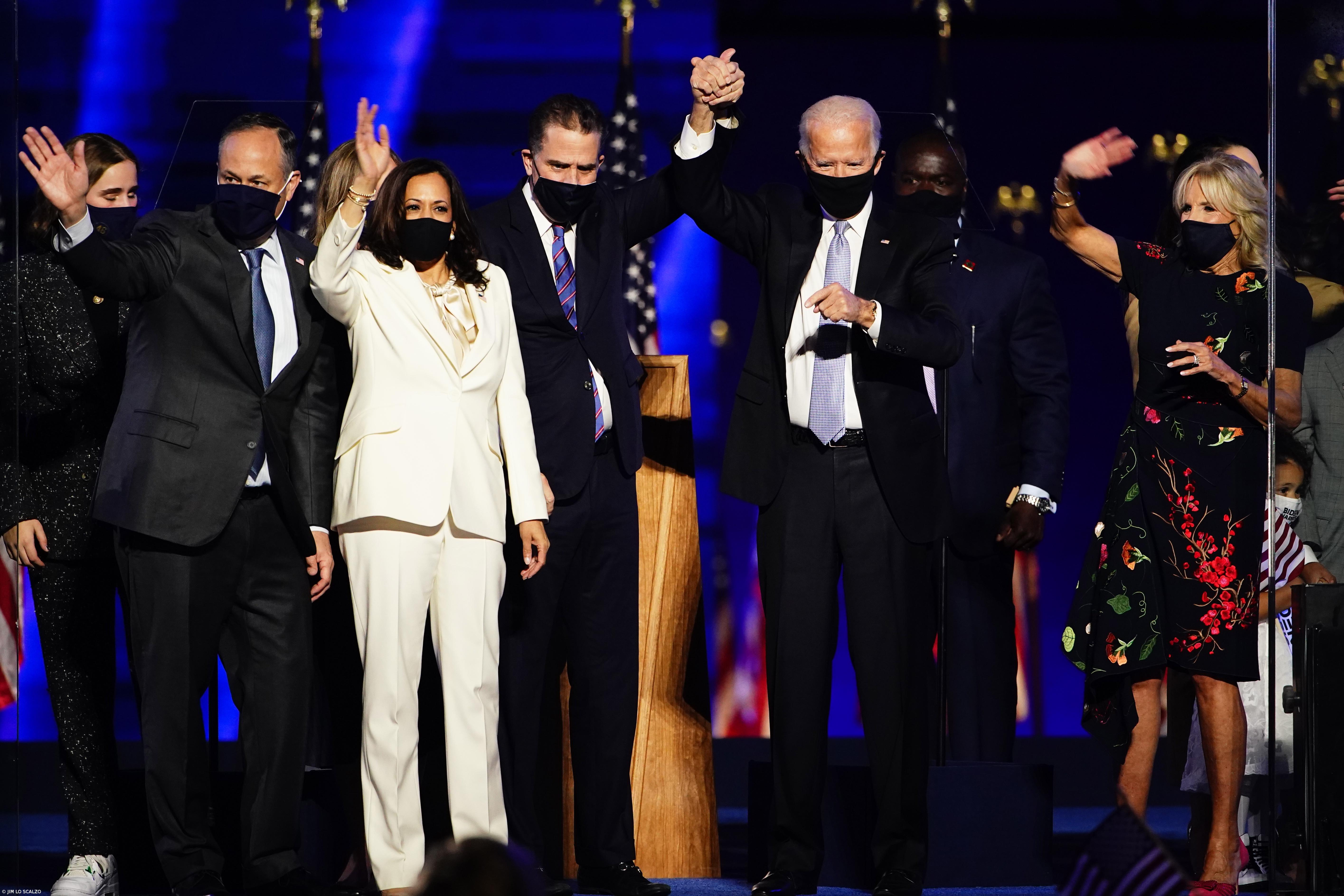 Colégio Eleitoral oficializa Biden como 46.º Presidente com 306 votos – Imagem 1