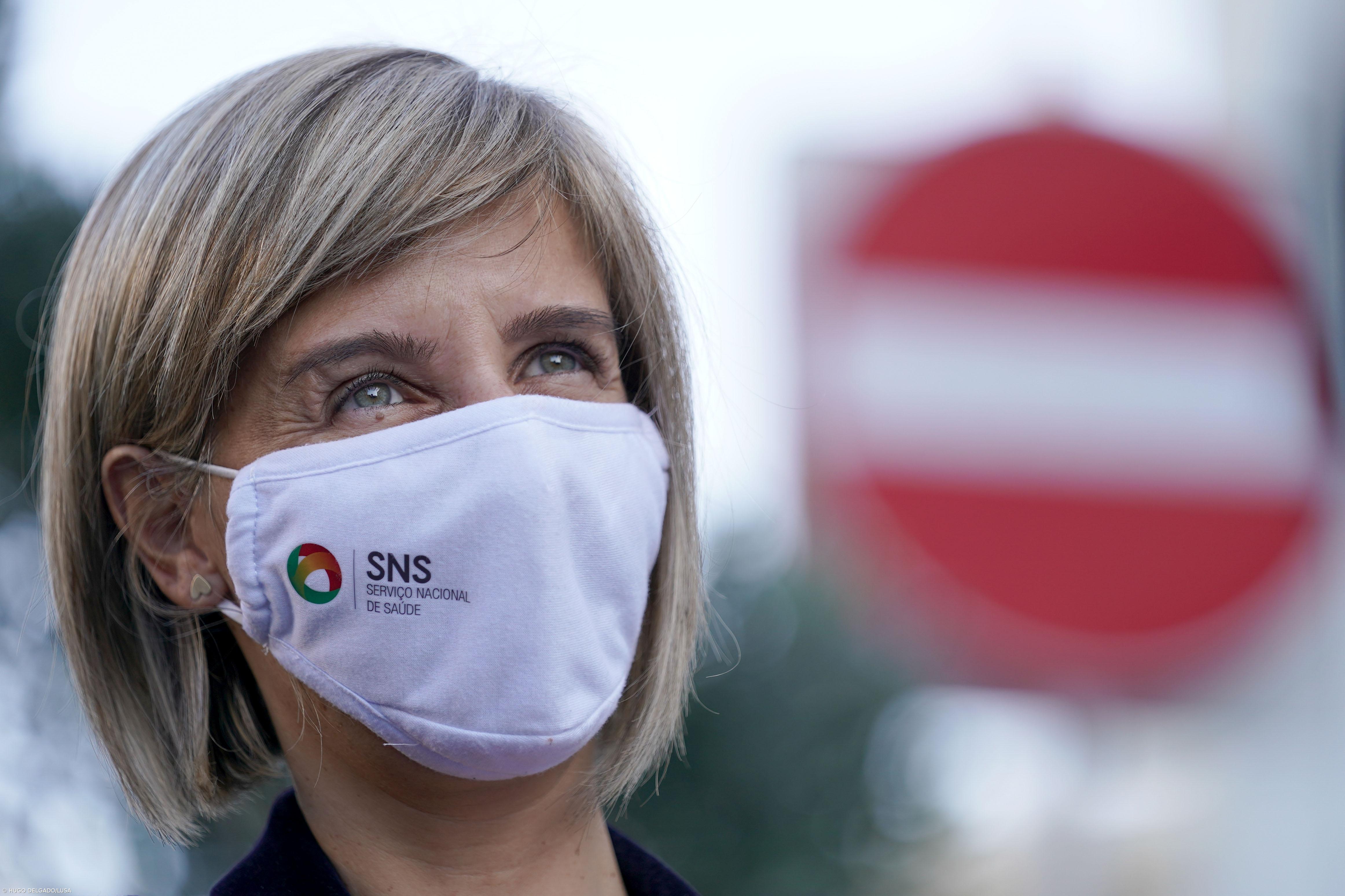 Arranque da vacinação por profissionais foi “escolha pragmática” – Imagem 1