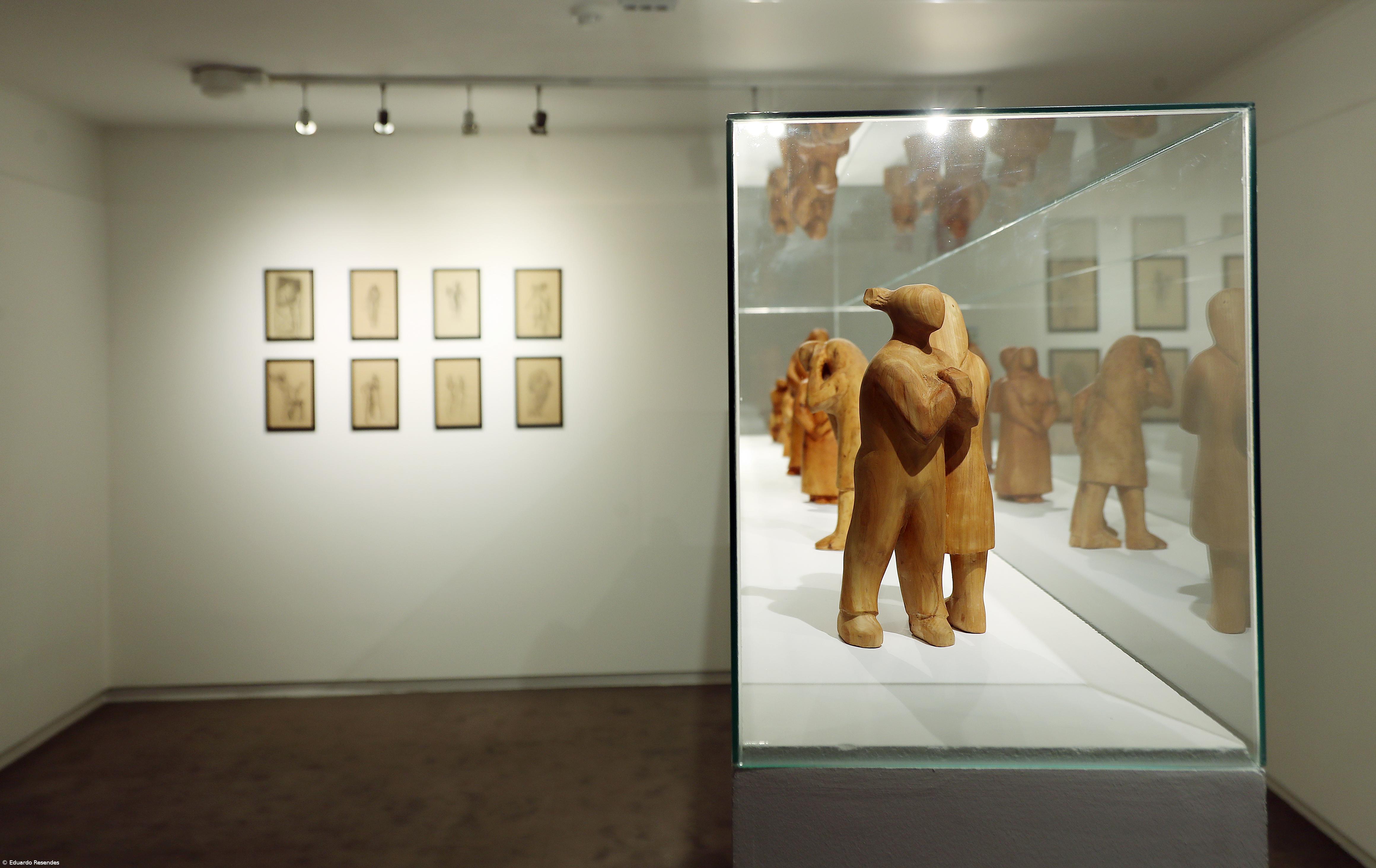 Visão intimista da escultura de Raposo de França em exposição  – Imagem 6