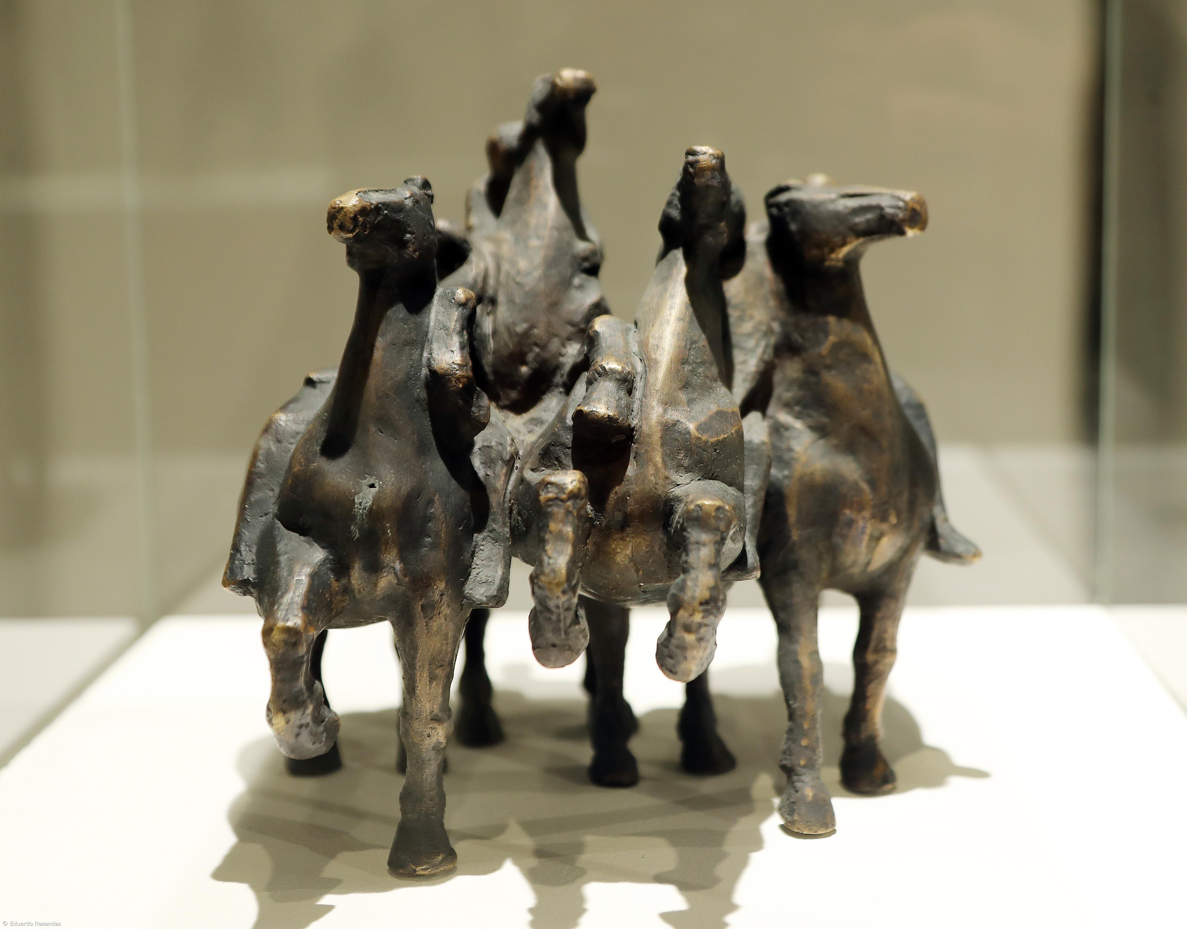 Visão intimista da escultura de Raposo de França em exposição  – Imagem 5