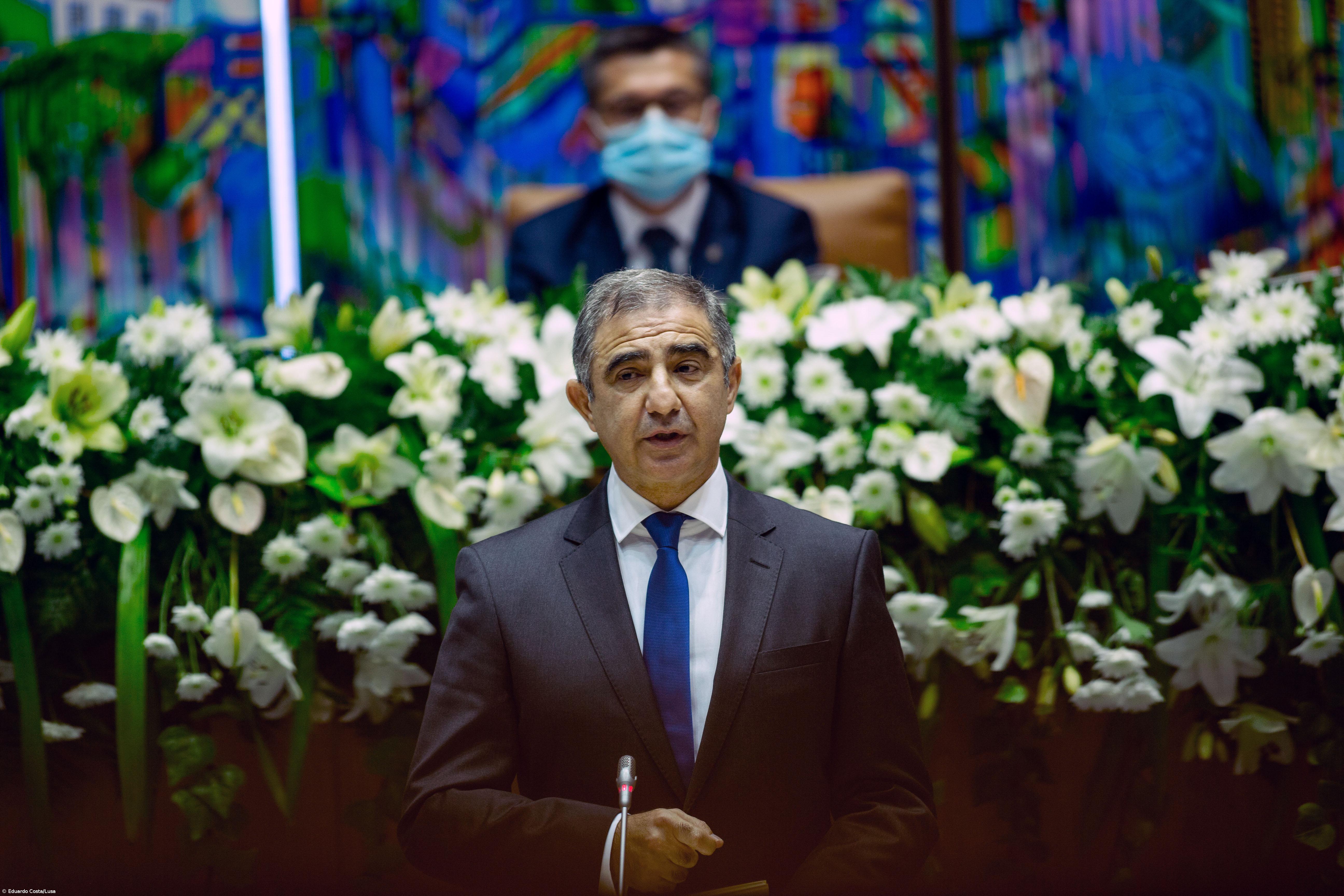 "Pluralidade do parlamento foi transposta para o executivo"  – Imagem 1