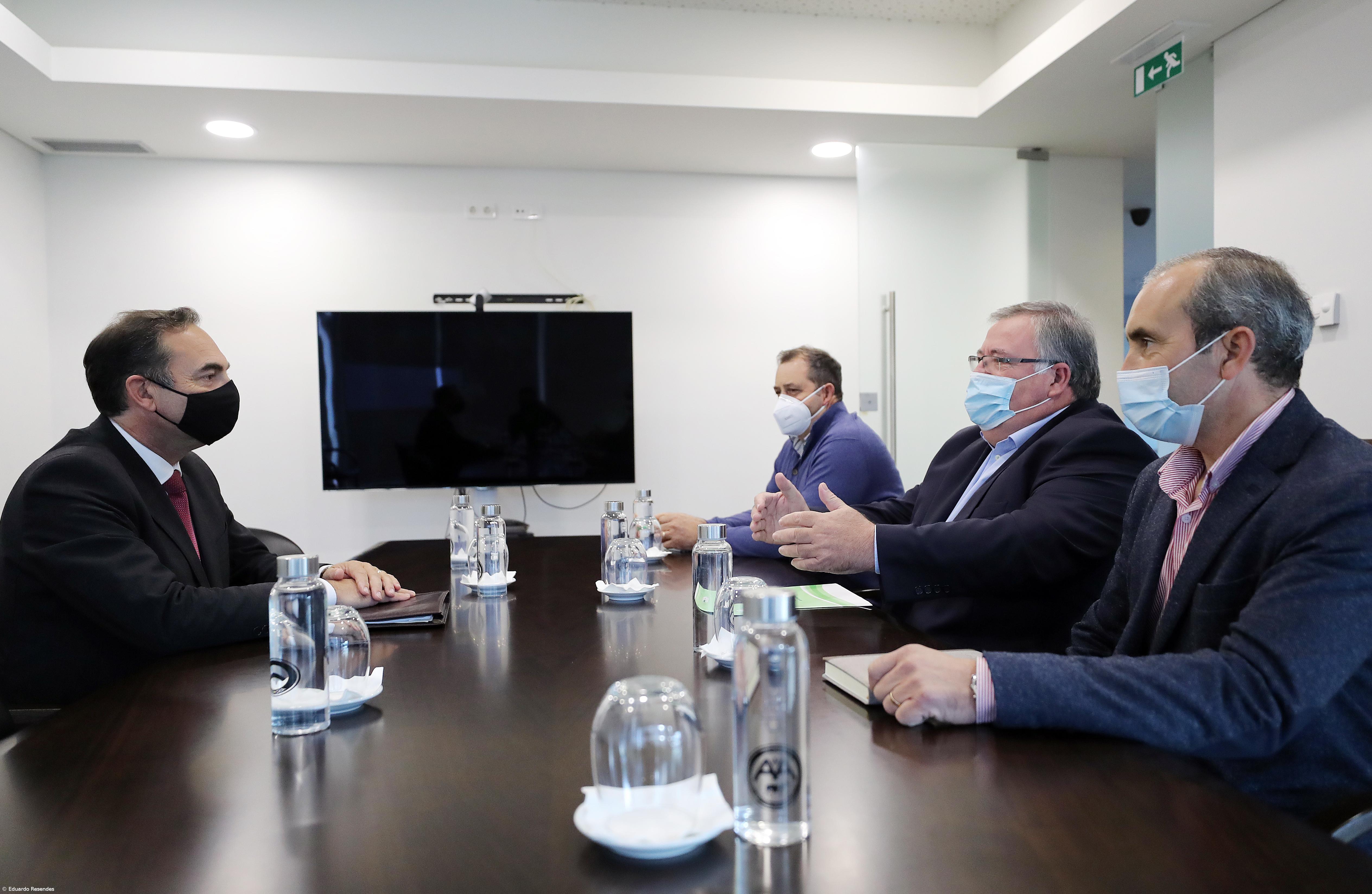 Governo dos Açores quer corte no POSEI compensado por via orçamental – Imagem 1