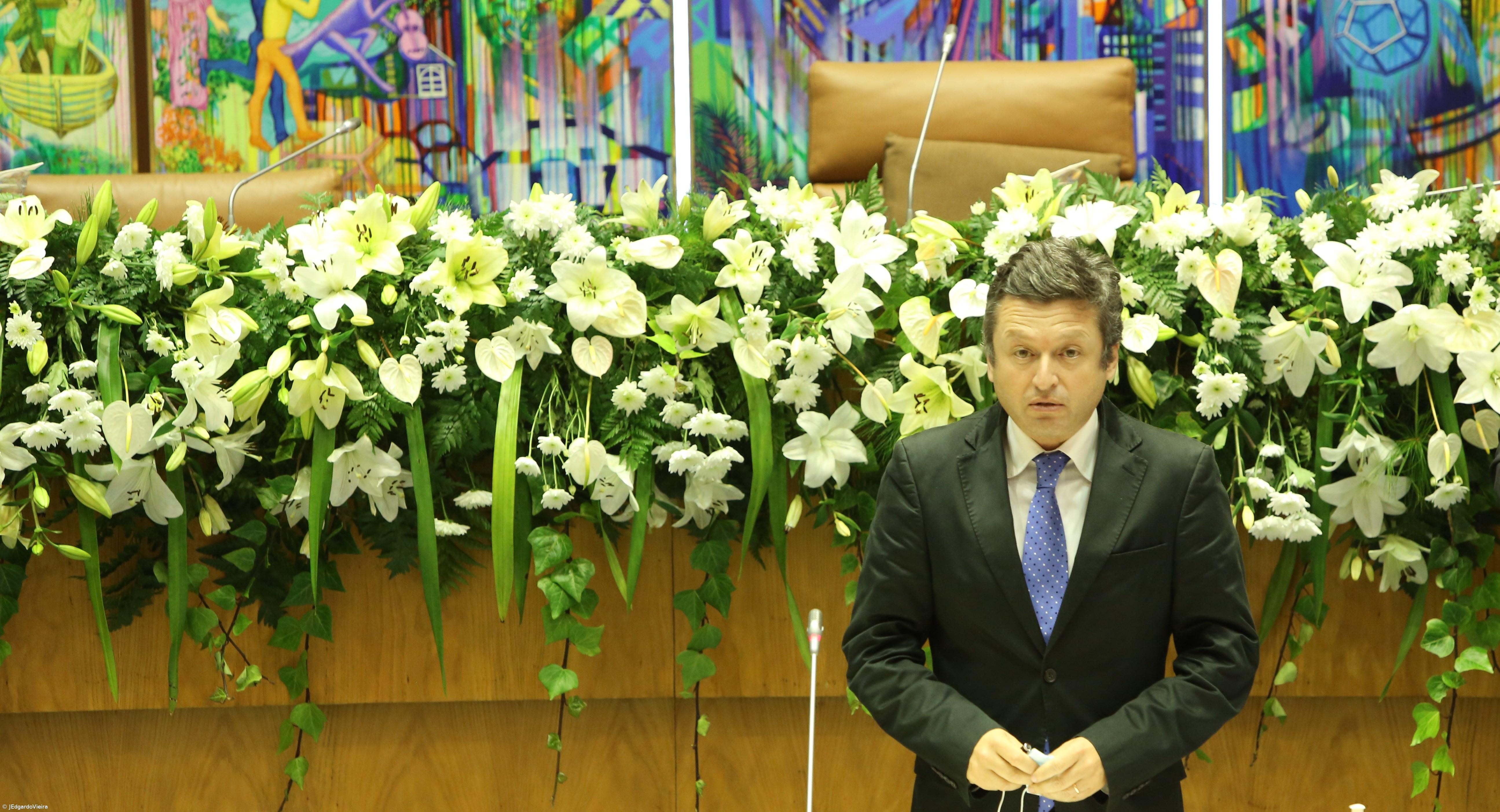 Clélio Meneses ordena pagamento do prémio aos profissionais de saúde – Imagem 1