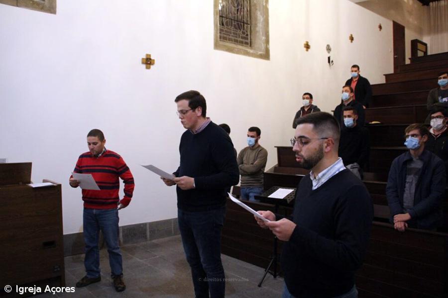 Diocese de Angra ordena três novos diáconos – Imagem 1