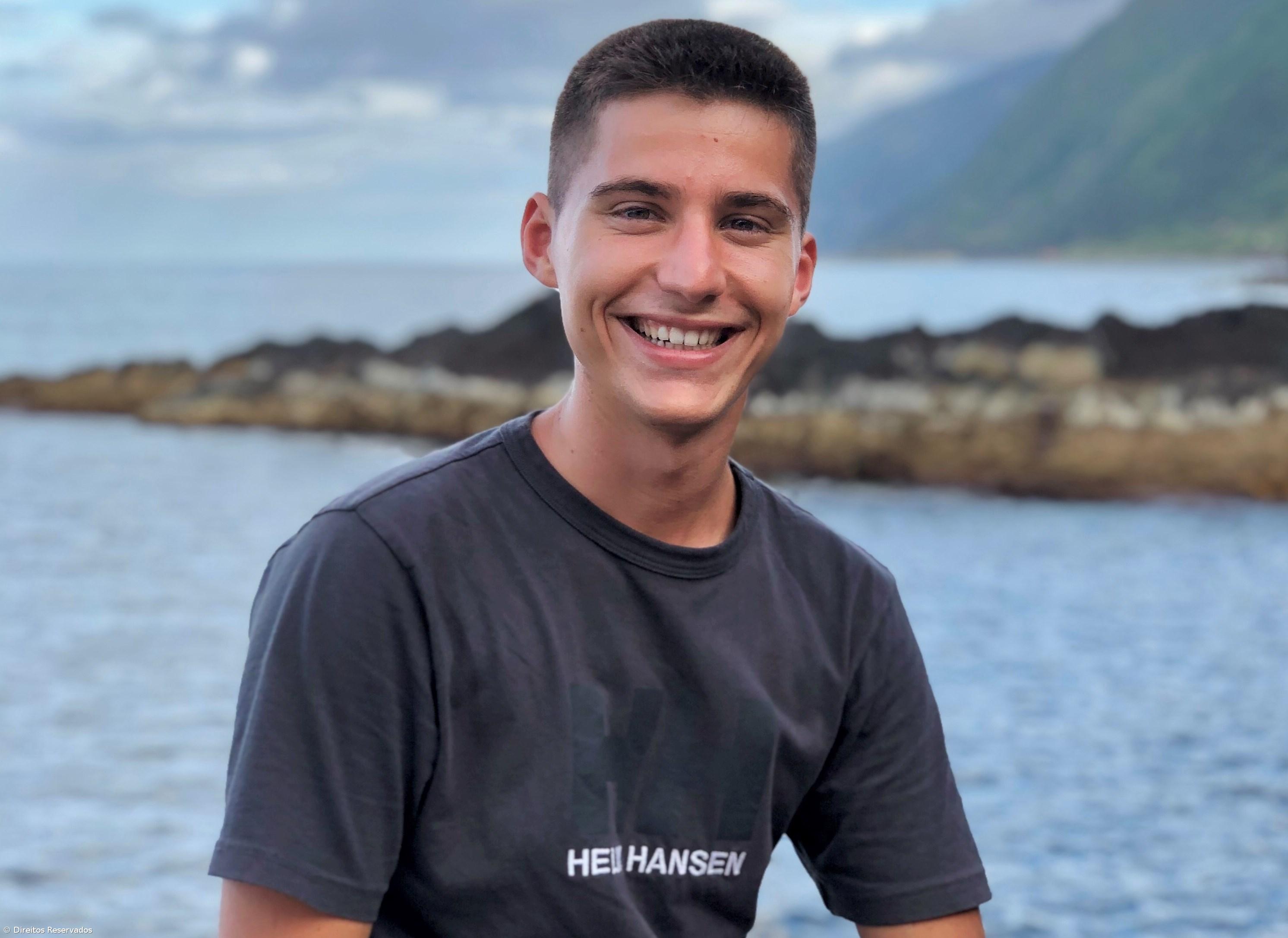 Luís André Silva recebe prémio do Novo Banco dos Açores – Imagem 1