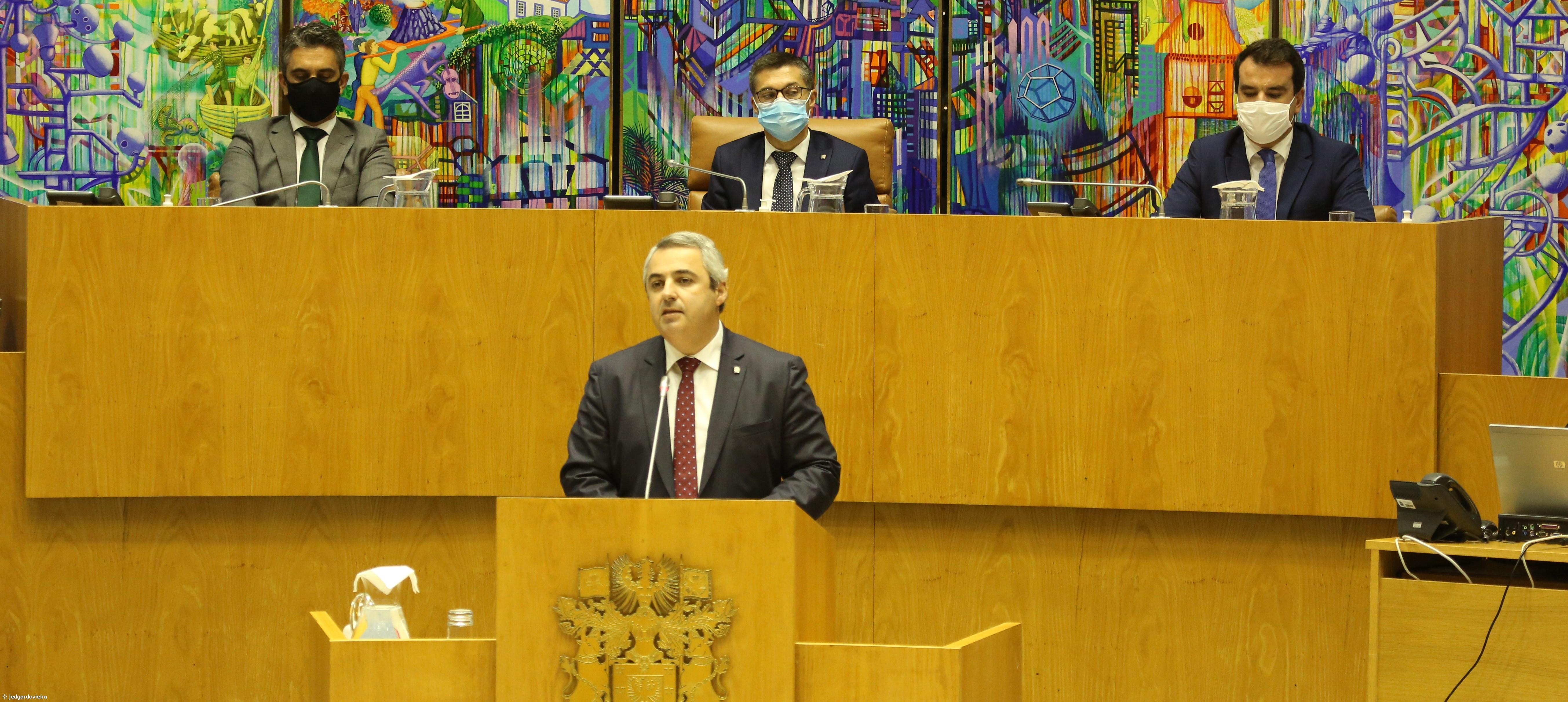 Vasco Cordeiro está a tirar "aproveitamento político" da pandemia – Imagem 1