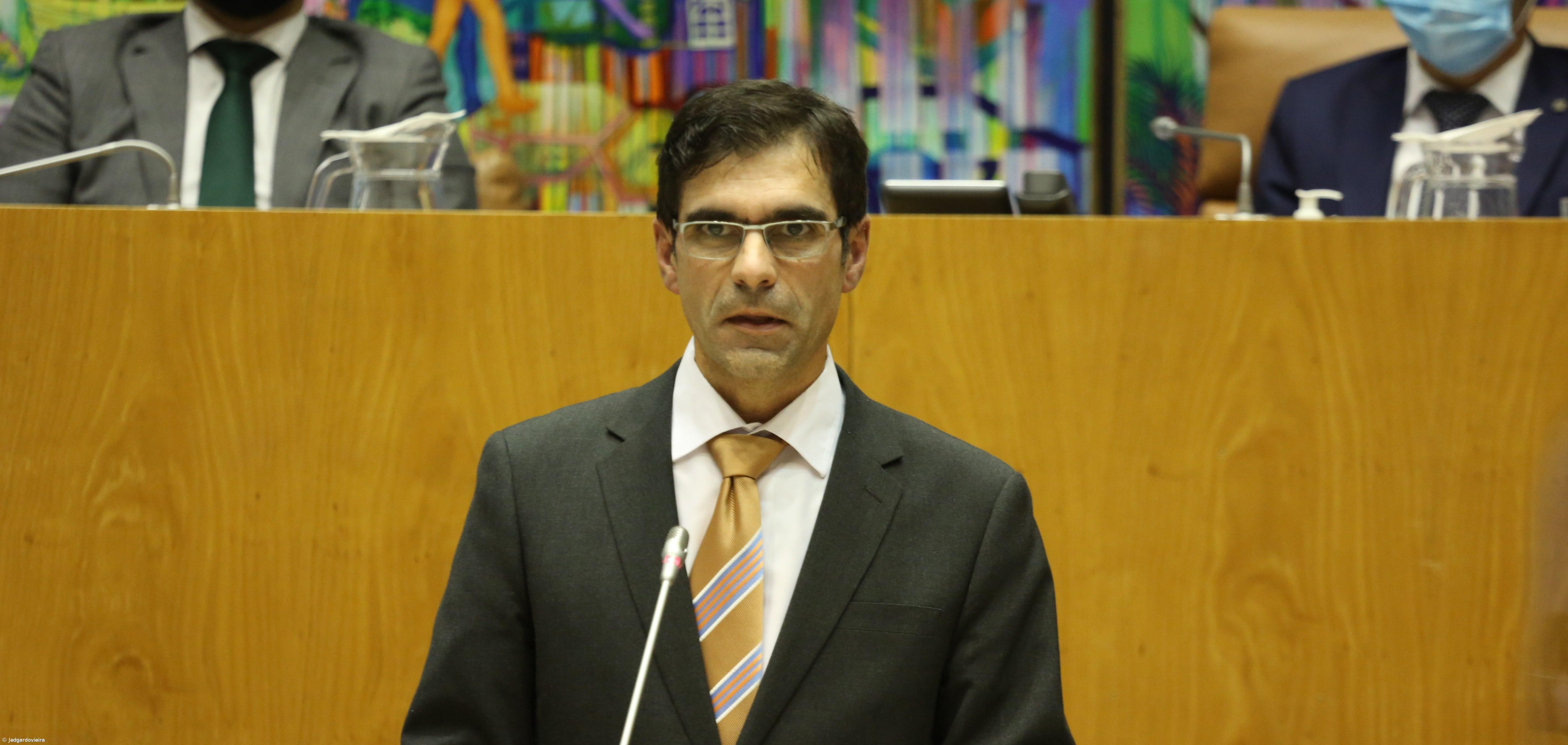 Chega/Açores espera que retoma na economia permita reduzir beneficiários de RSI – Imagem 1