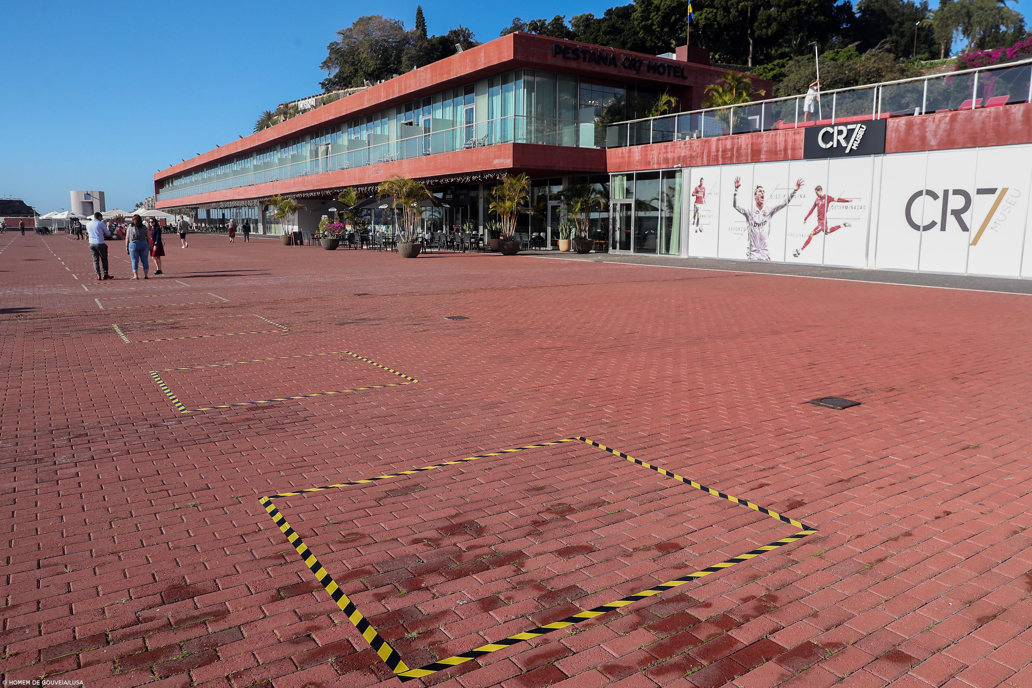 Madeira cria "bolsas" com limite de 5 pessoas para assistir ao fogo de artifício – Imagem 1