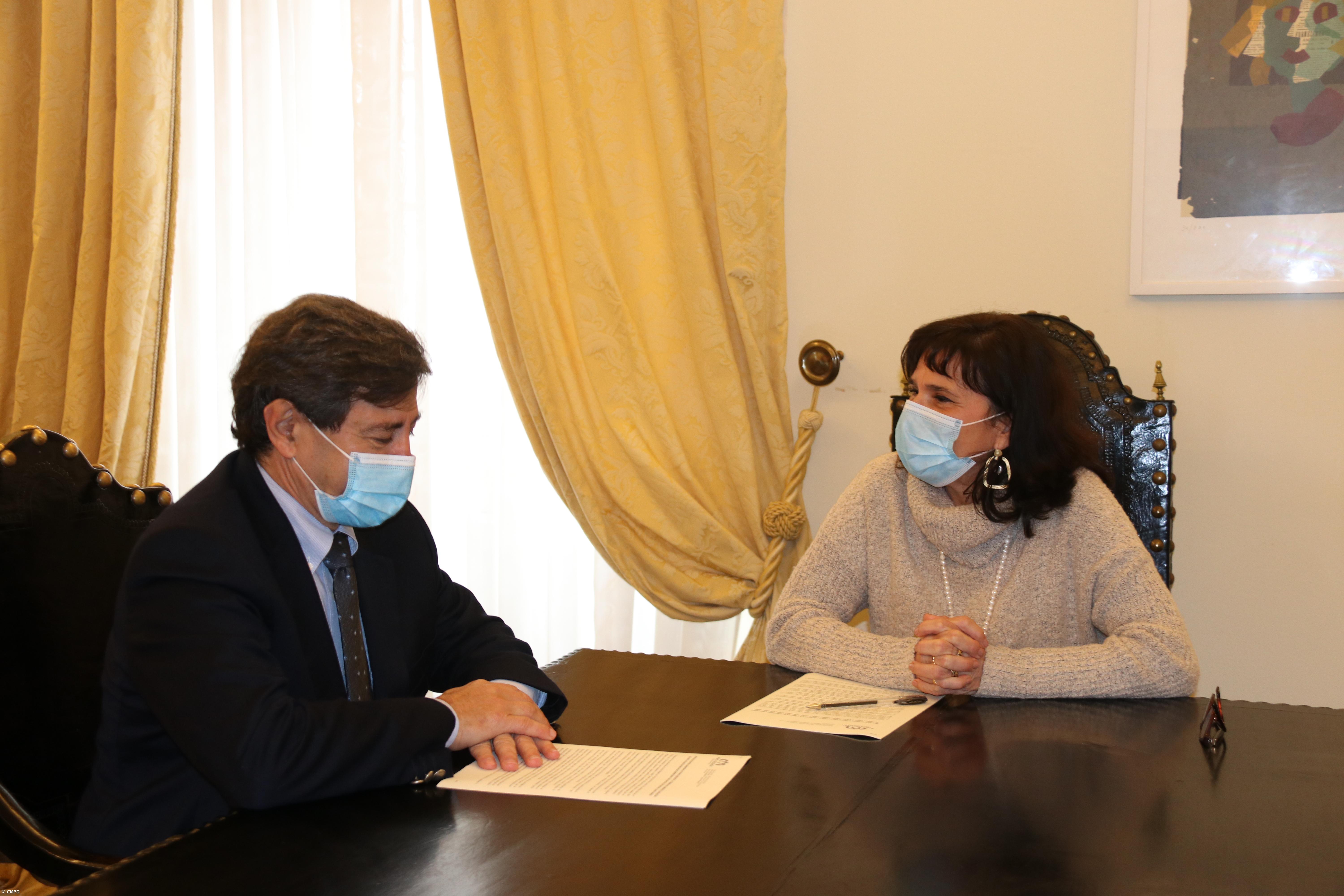 Câmara Municipal e CCIPD apostadas na dinamização do comércio do centro histórico  – Imagem 1