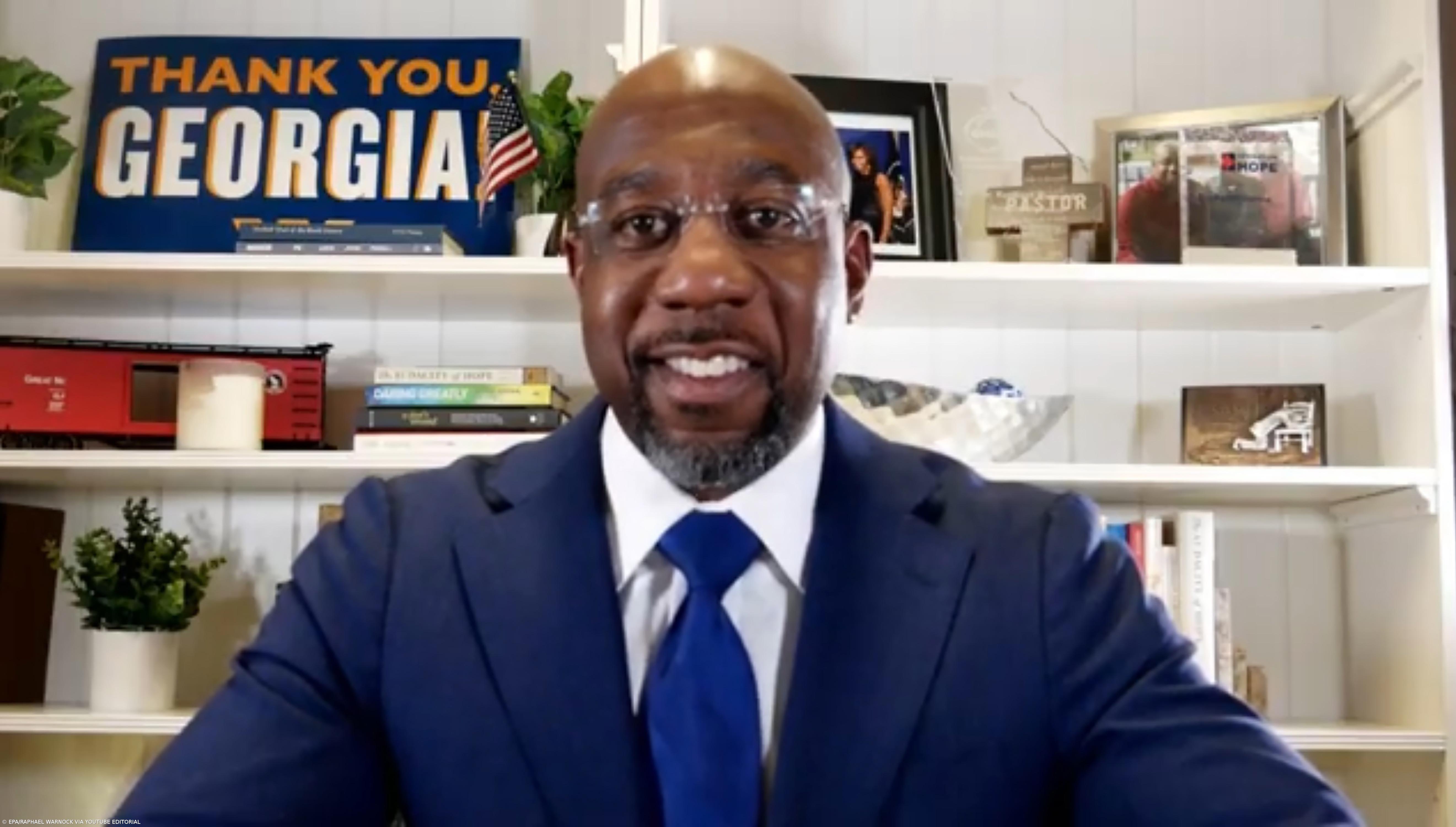 Democrata Raphael Warnock vence na Geórgia, primeiro senador negro do estado – Imagem 1