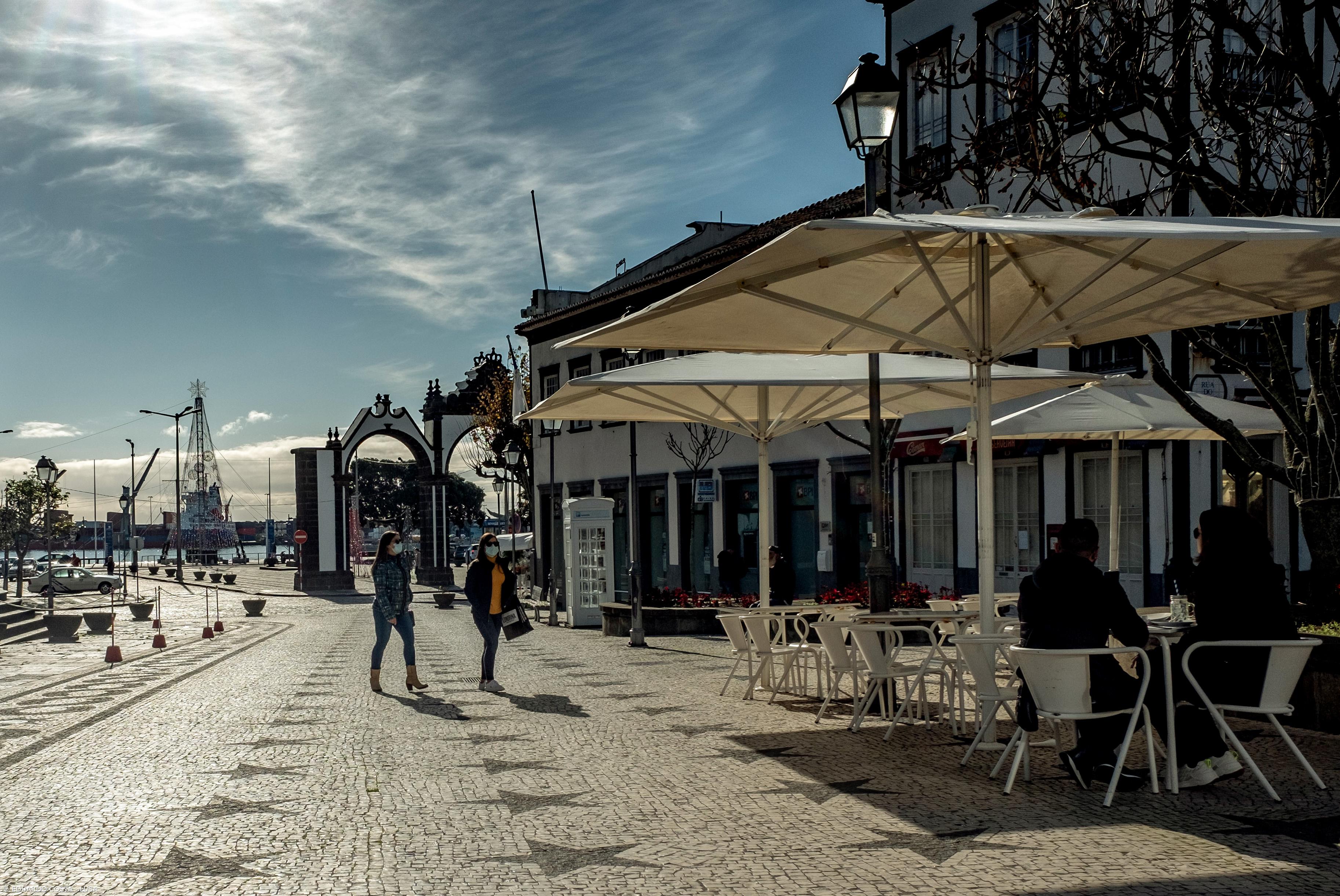 Páscoa com proibição de circular entre concelhos e recolher obrigatório em São Miguel – Imagem 1