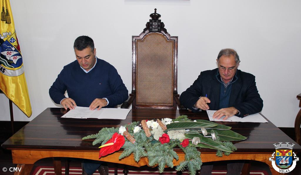 Autarquia das Velas assina protocolo com Associação dos Bombeiros no valor de 30 mil euros – Imagem 1
