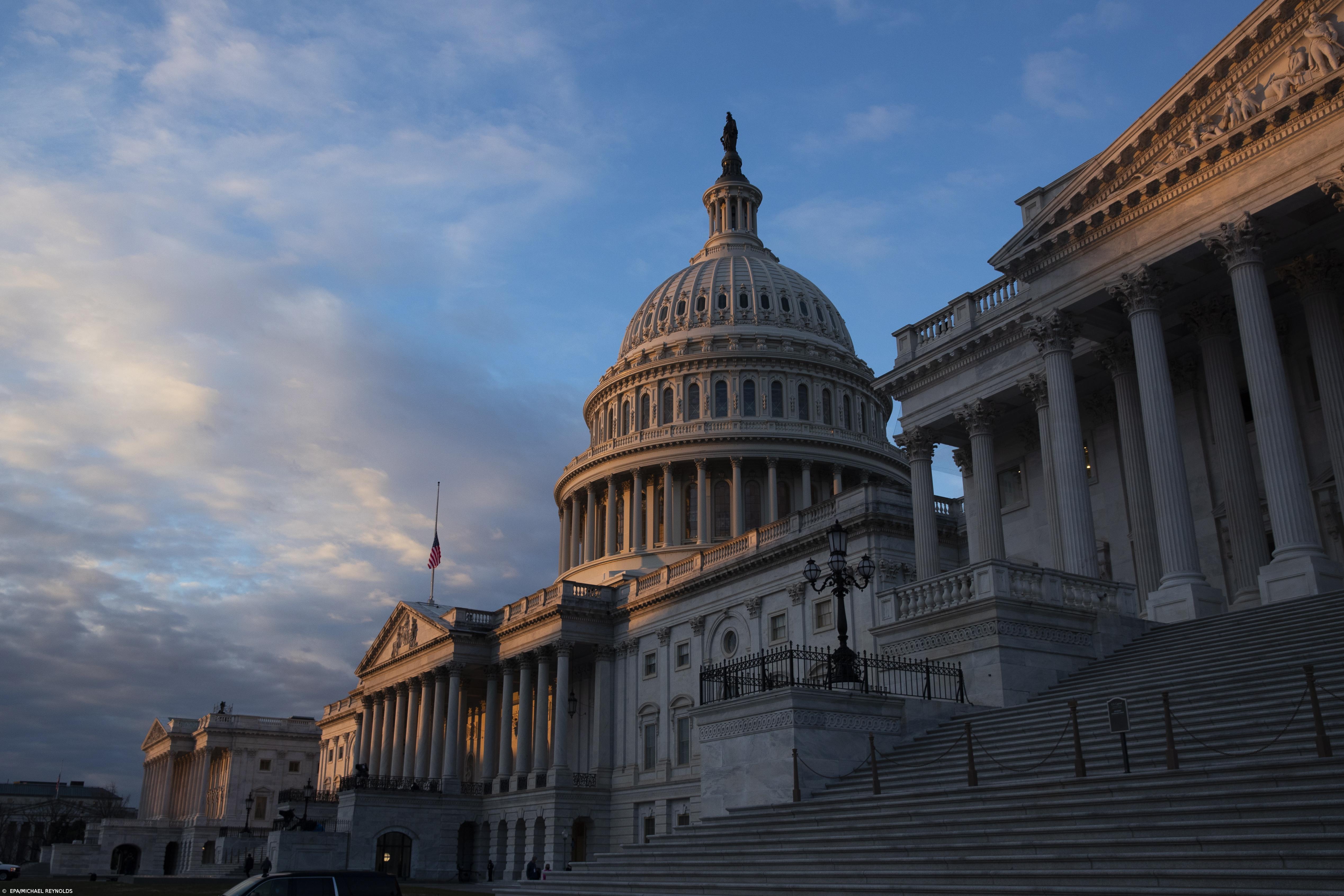 Quatro membros de grupo de extrema-direita condenados por conspiração – Imagem 1