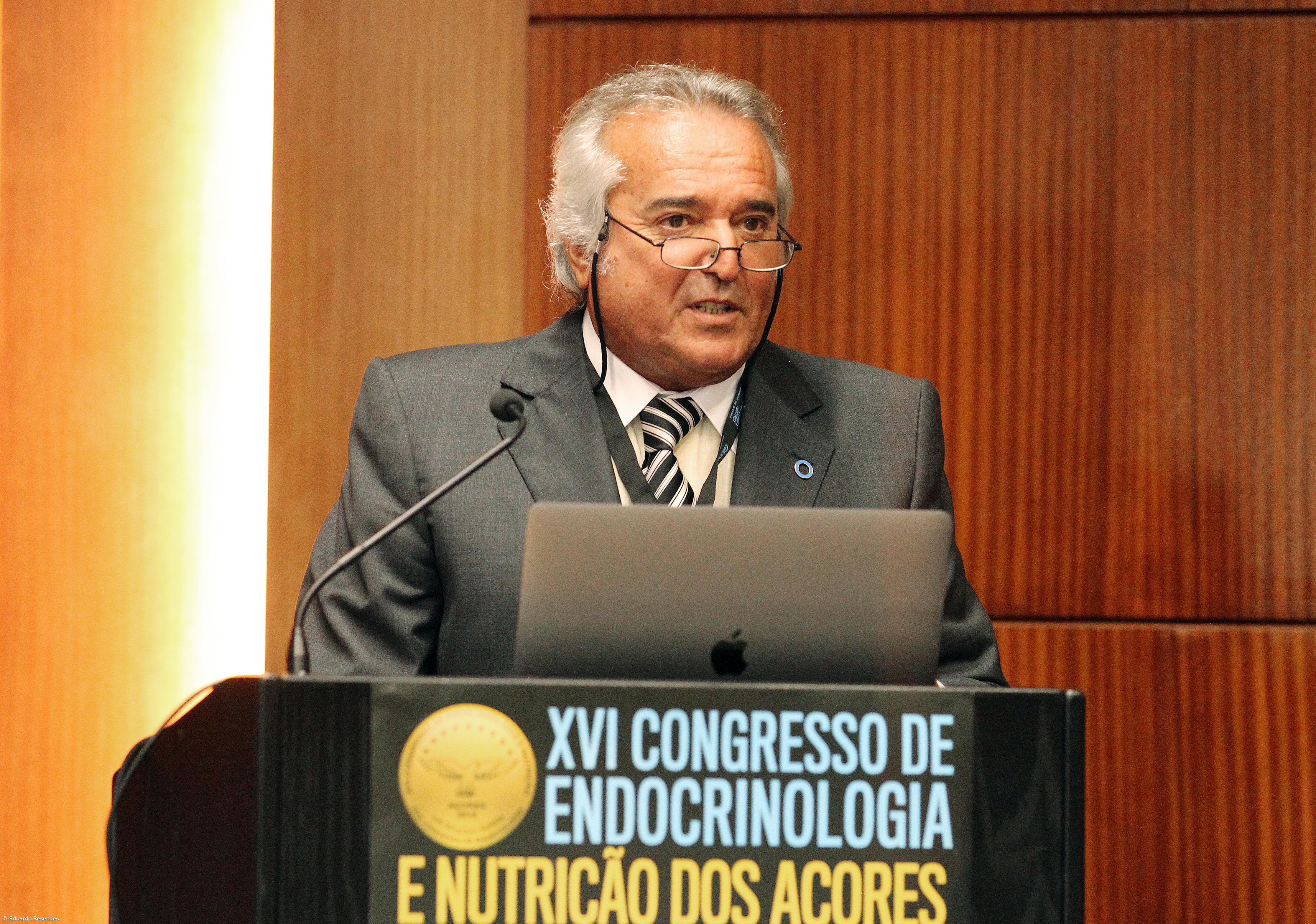 Diabéticos devem manter contacto com médico para não agravar a doença  – Imagem 1