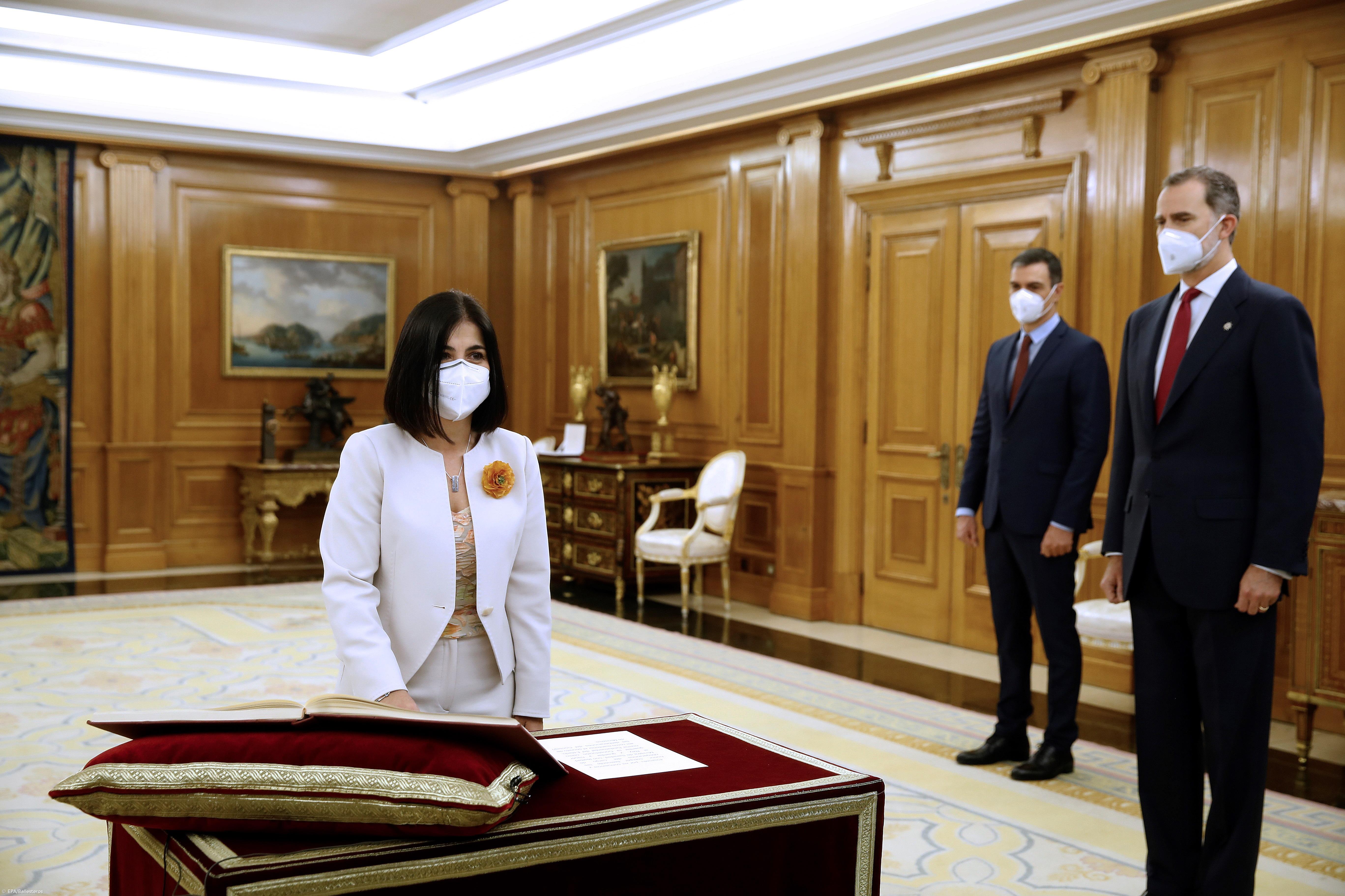 Espanha também suspende a administração da vacina da AstraZeneca – Imagem 1