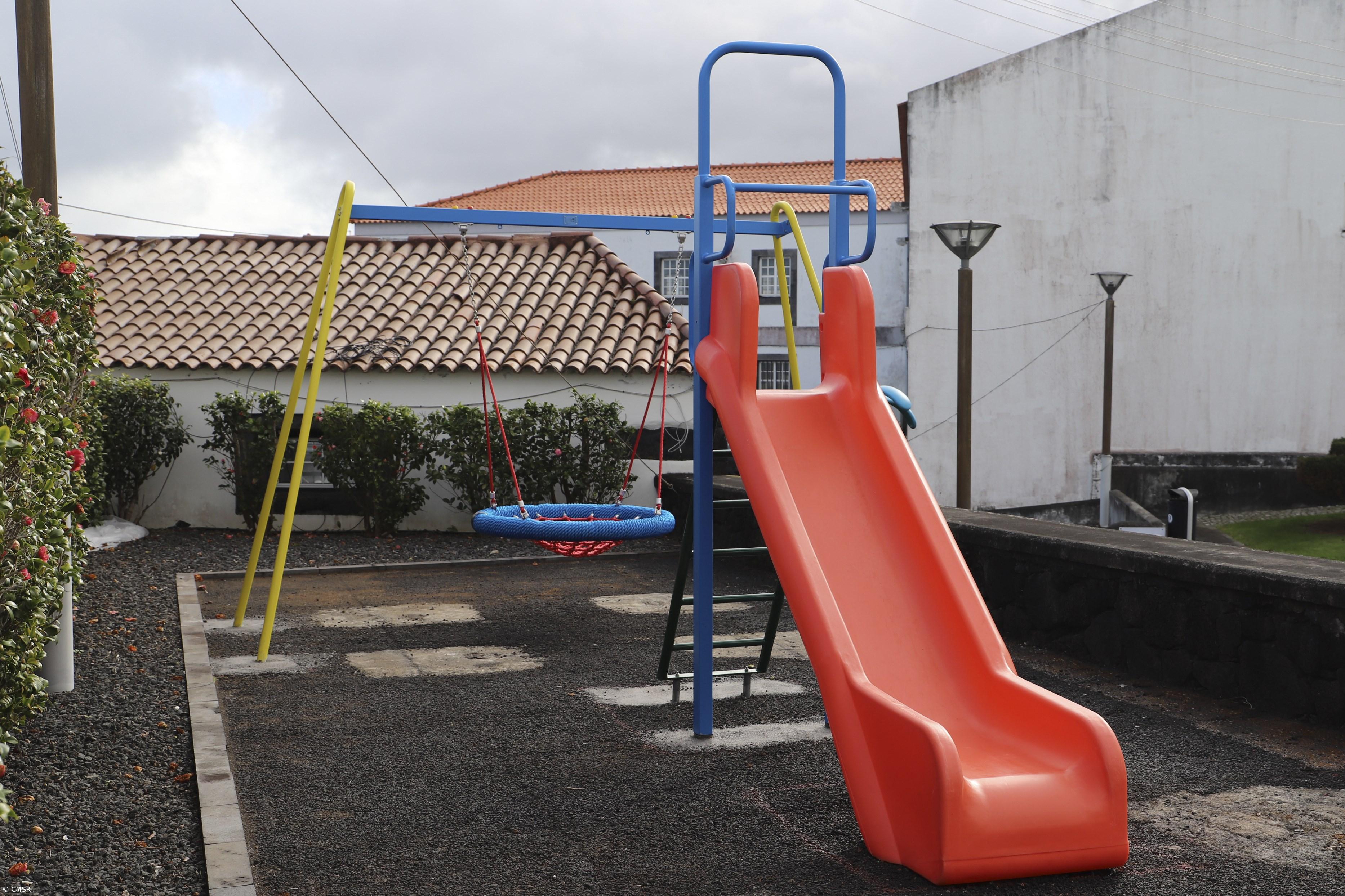 Autarquia de São Roque reabilita parque infantil do jardim municipal – Imagem 2